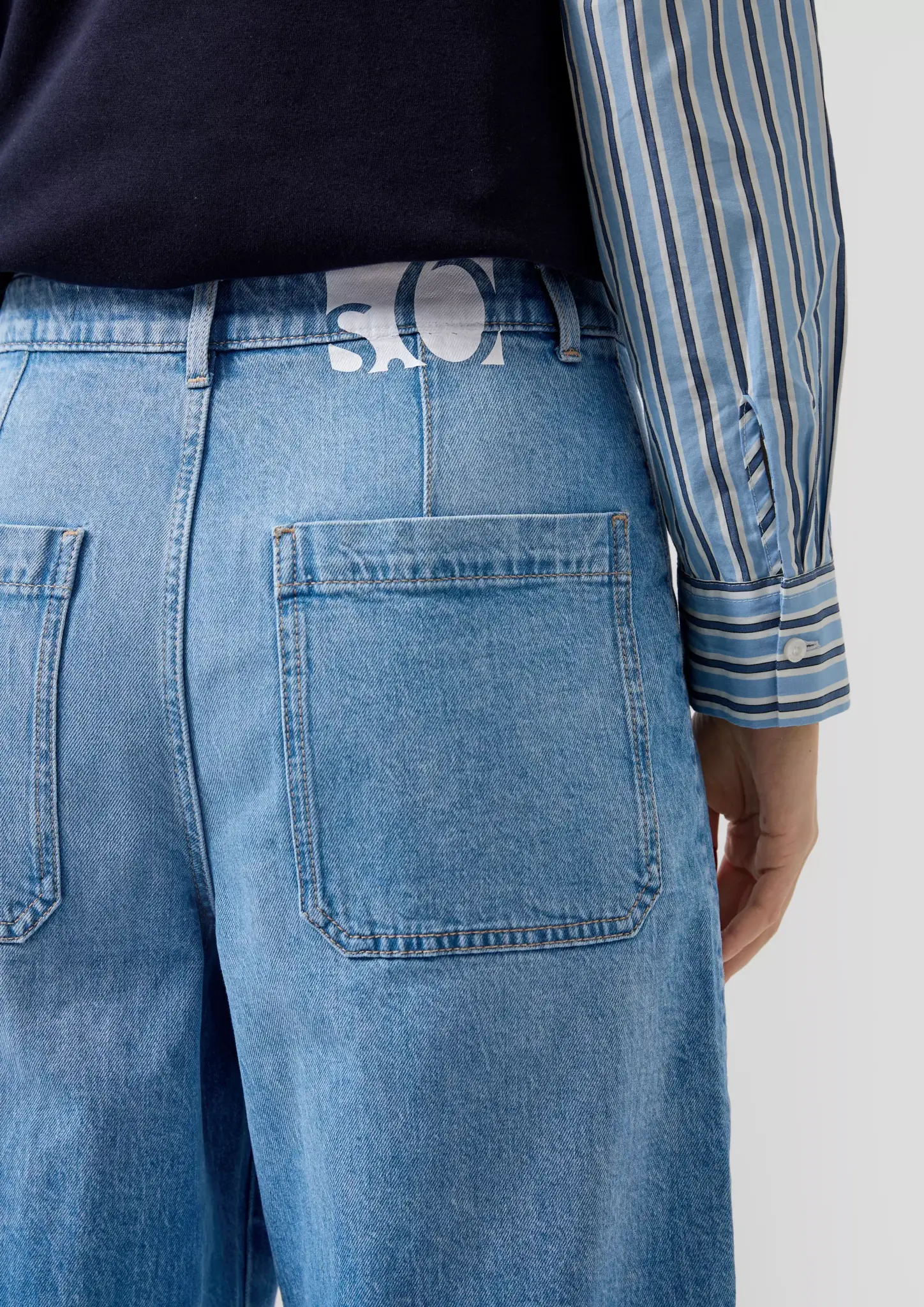 S. Oliver Relaxed Fit Ankle Jeans - Blue