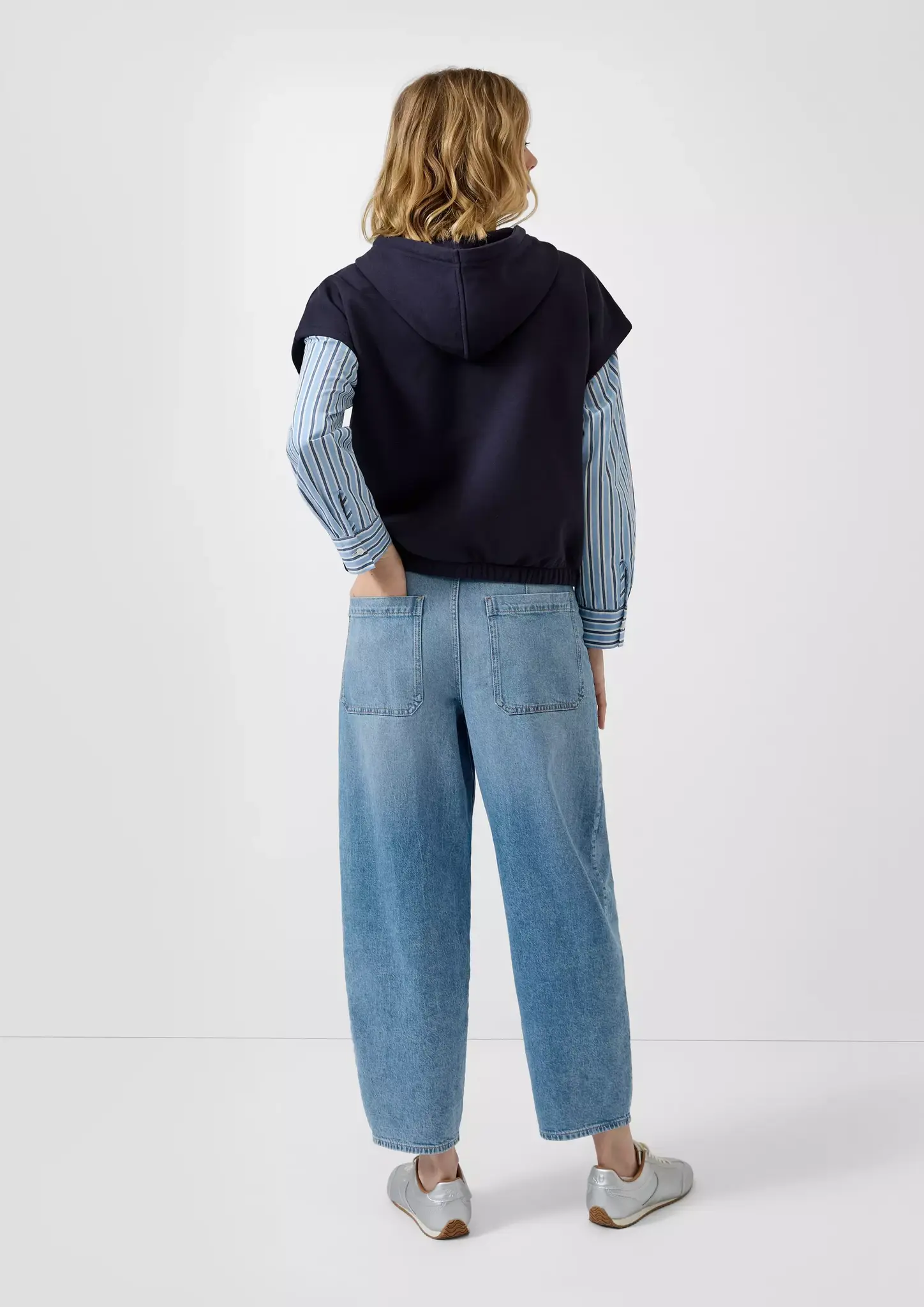 S. Oliver Relaxed Fit Barrel Jeans - Blue