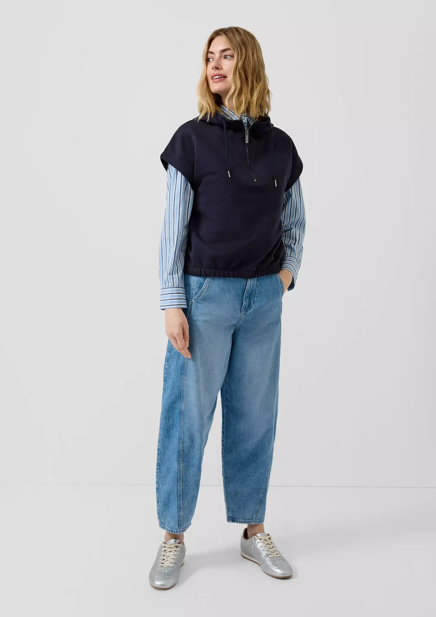 S. Oliver Relaxed Fit Barrel Jeans - Blue