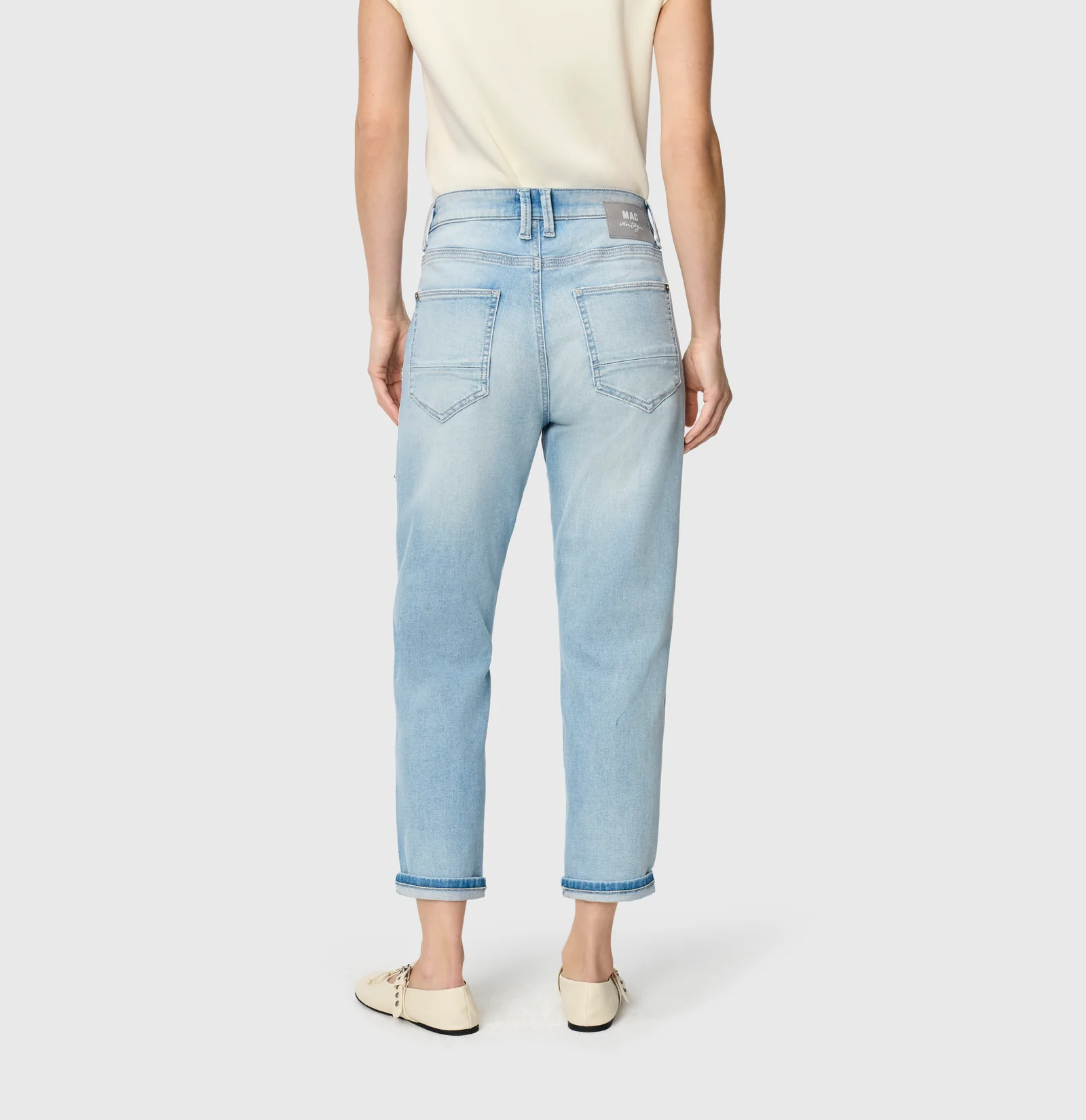 Mac Jeans  Iowa Baggy Jeans - High-Low Bleached