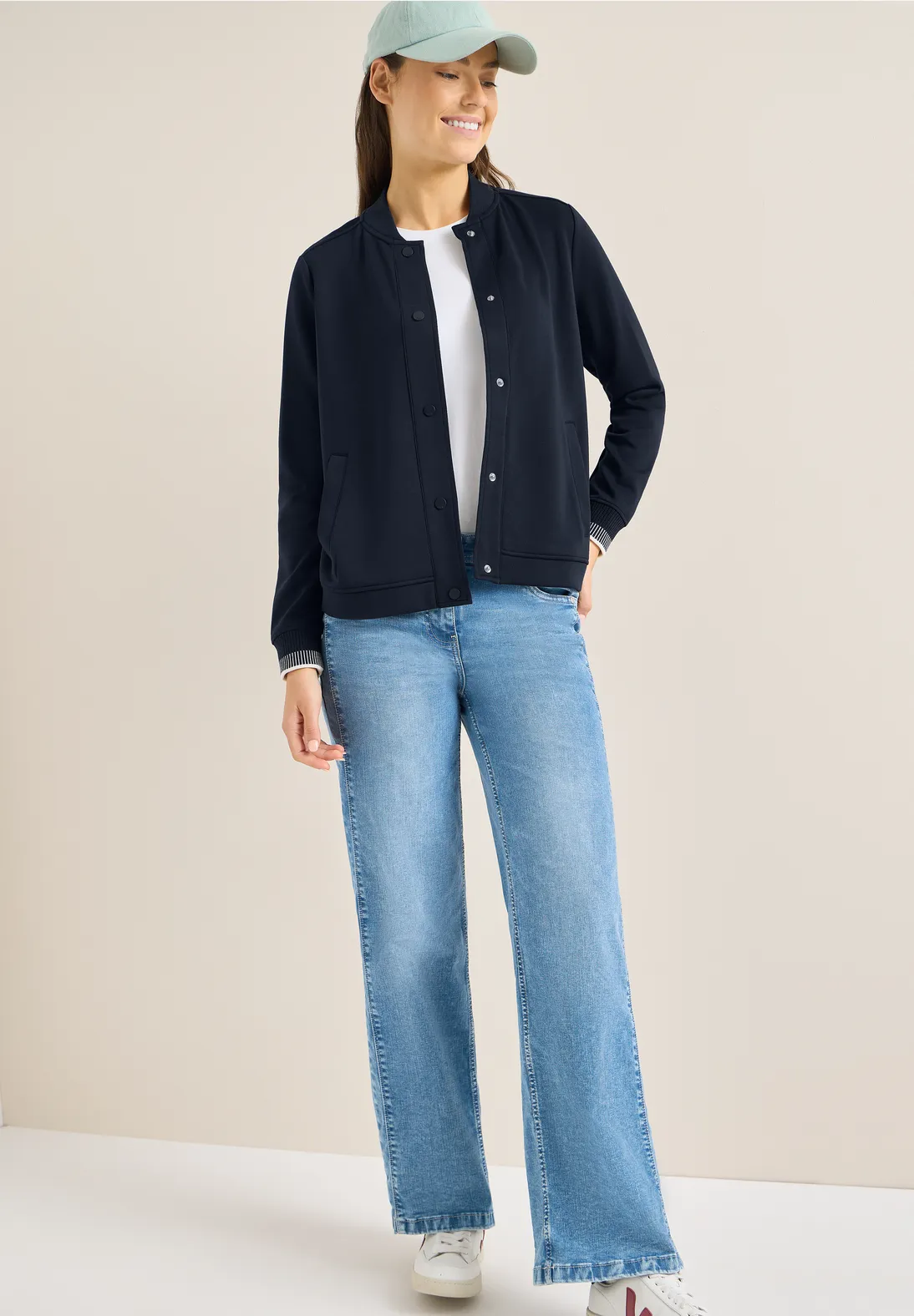 Cecil College Blouson - Universal Blue