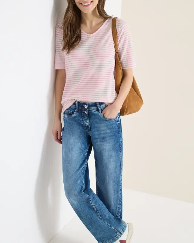 Cecil Shirt with Rounded V-Neck - Light Blush Rose