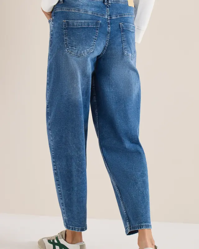 Cecil High Waist Barrel Leg Jeans Scarlett - Mid Blue Wash
