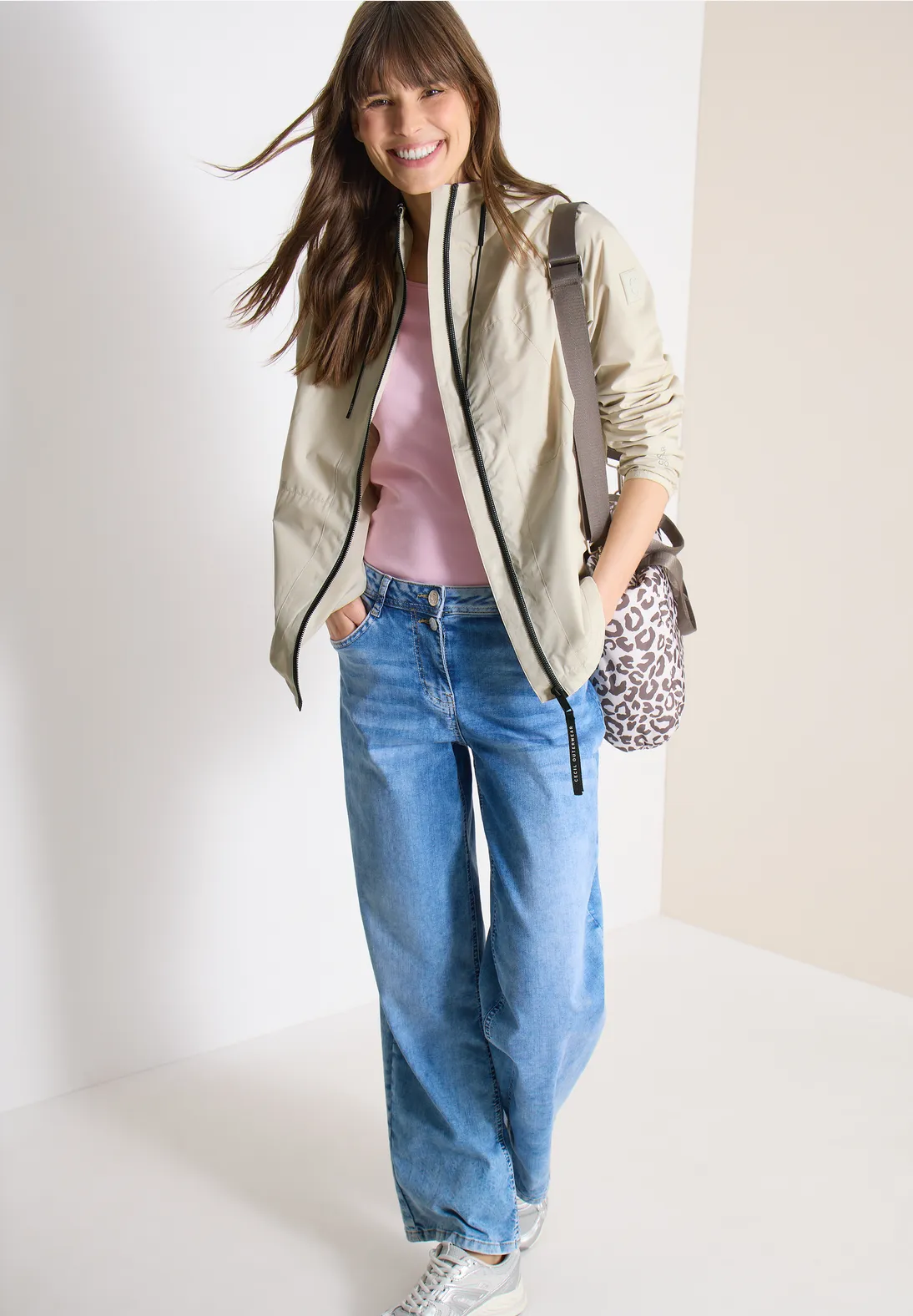 Cecil Jas met Capuchon - Dust Beige