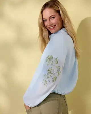 S. Oliver Bluse mit Stickerei - Light Blue