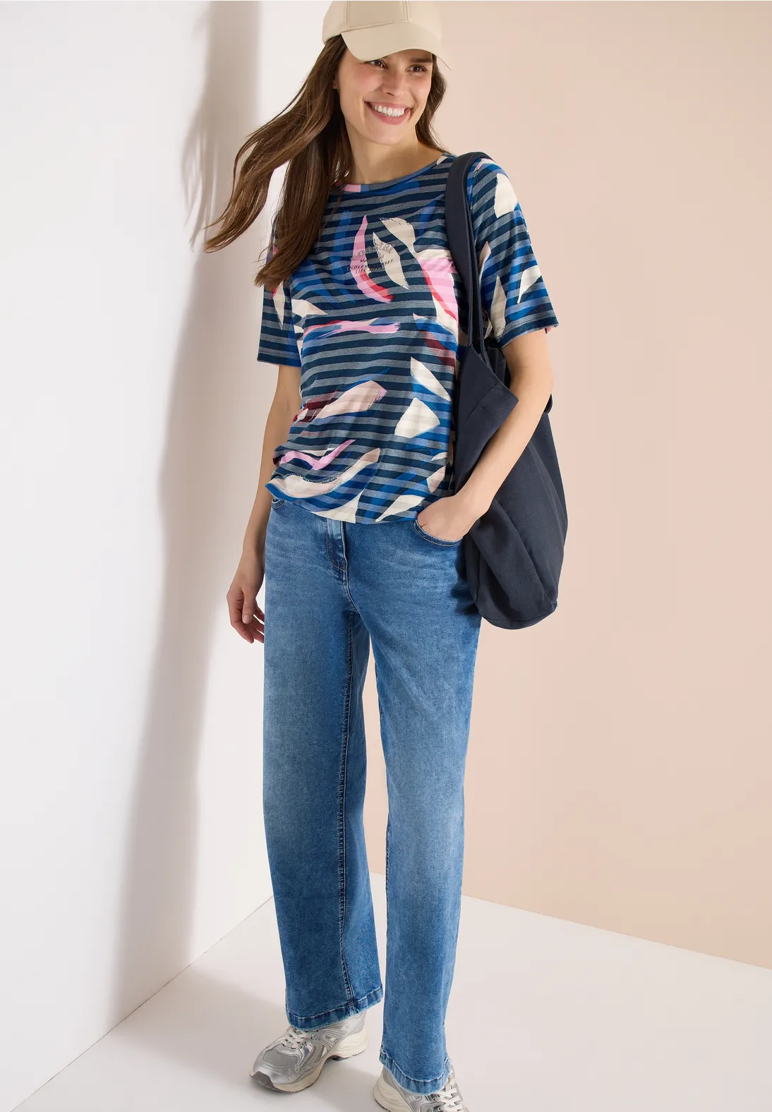 Cecil Burn-Out Shirt - Universal Blue