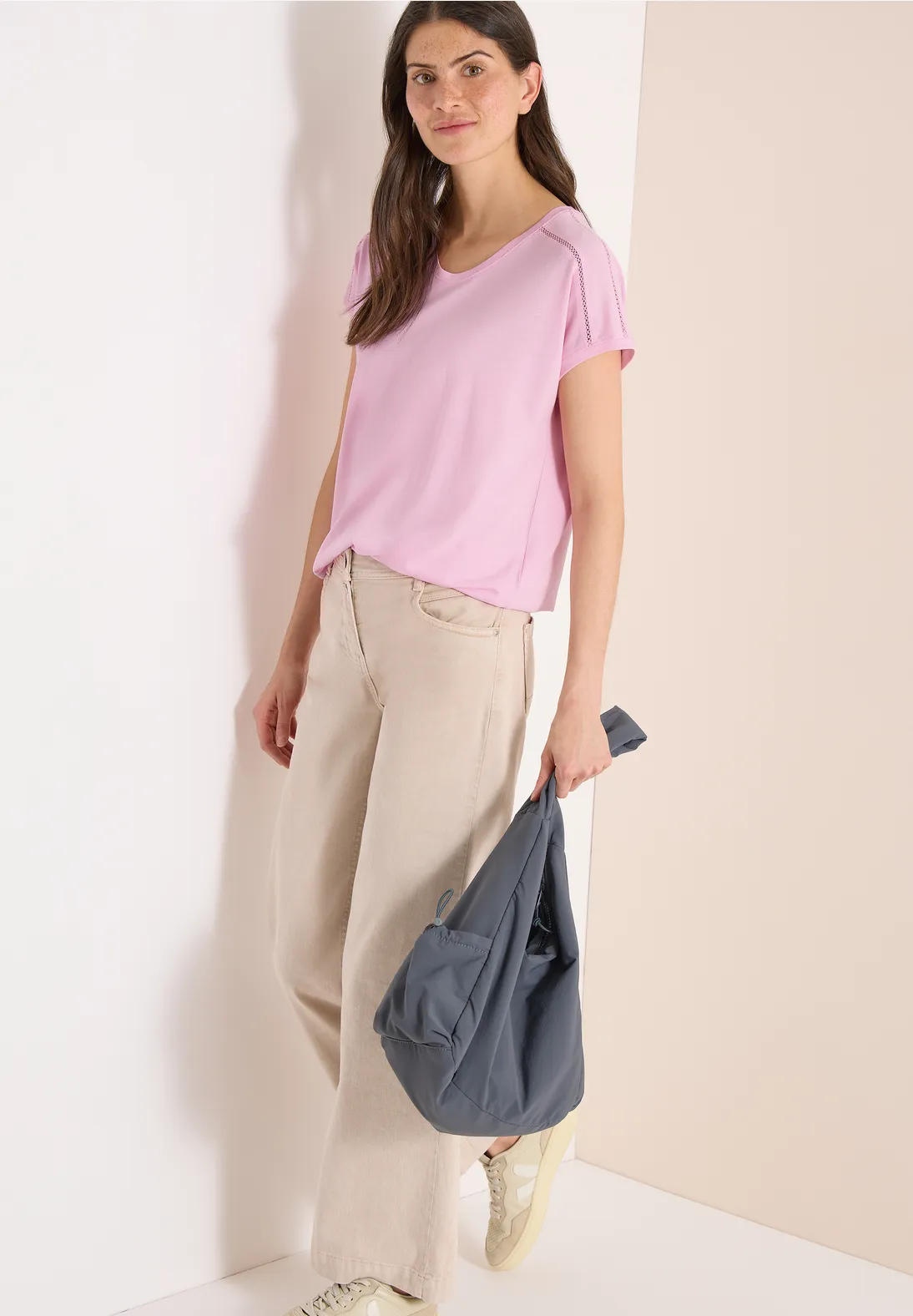 Cecil V-Neck Shirt - Light Blush Rose