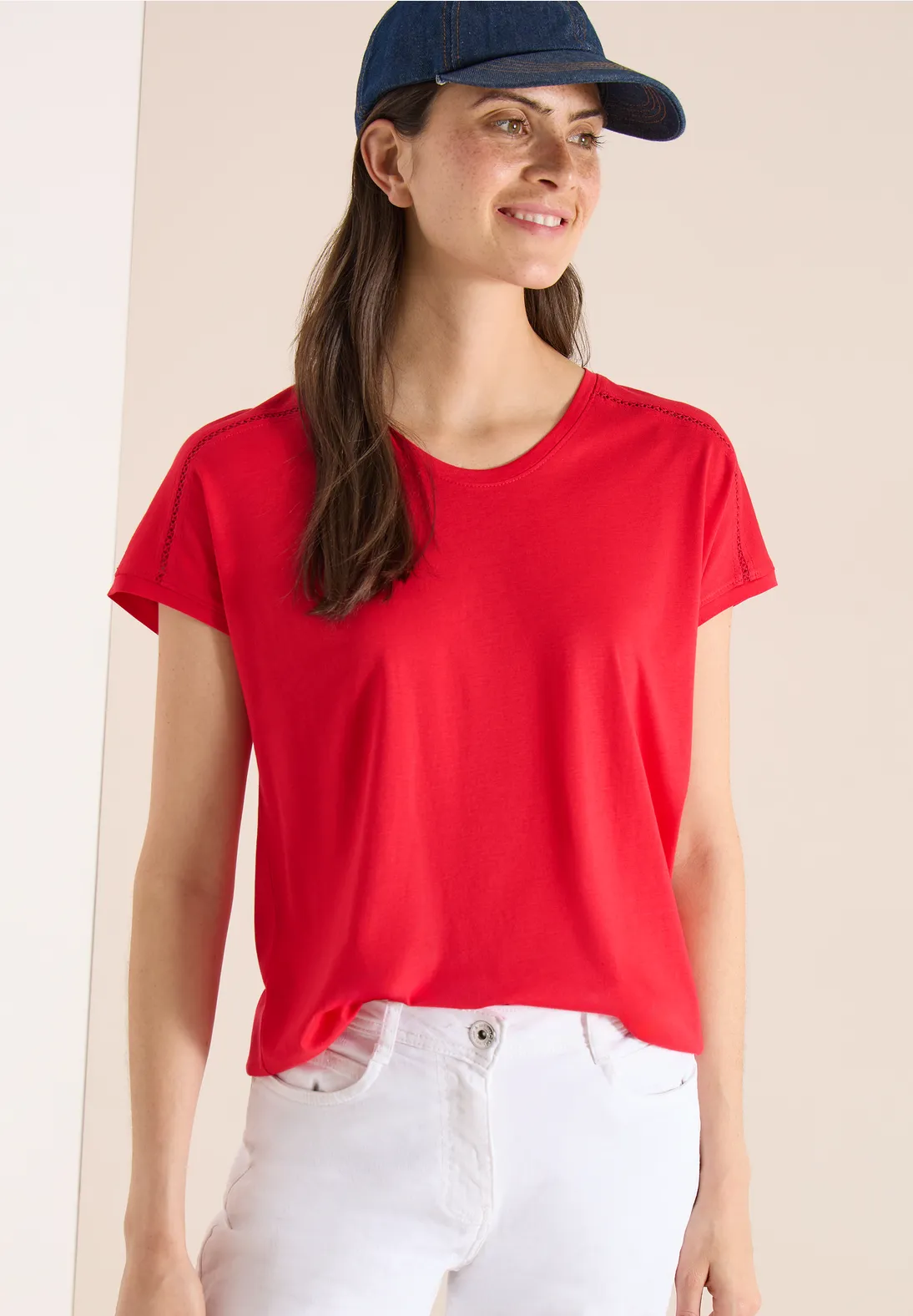 Cecil V-Neck Shirt - Glazed Apple Red