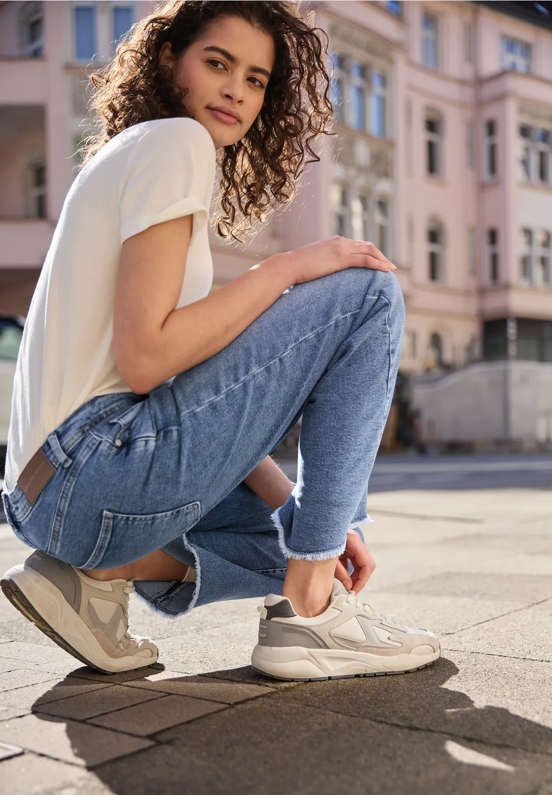 Street One Studio Straight Leg Jeans - Medium Blue Authentic Wash