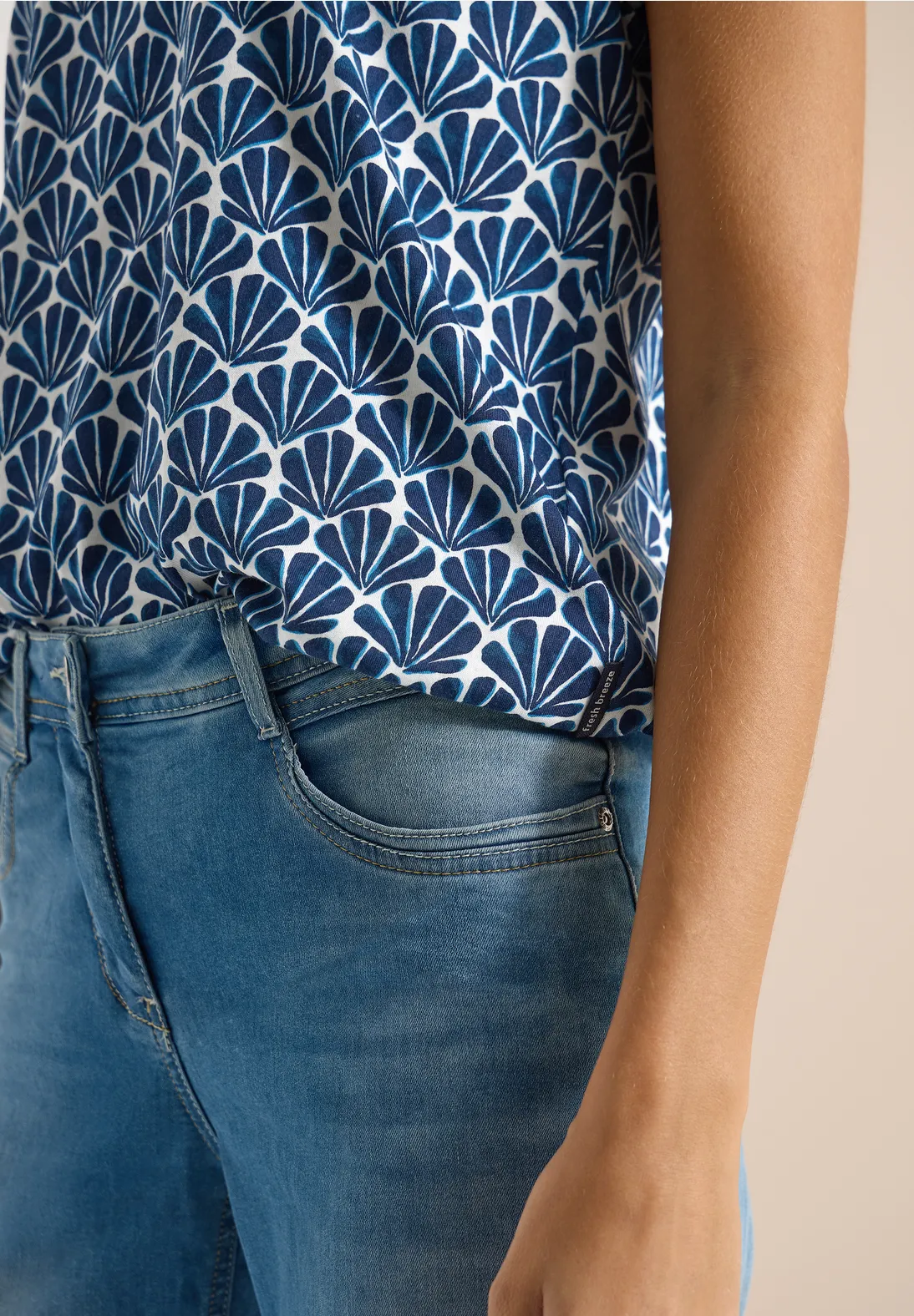 Cecil Print Shirt - Universal Blue