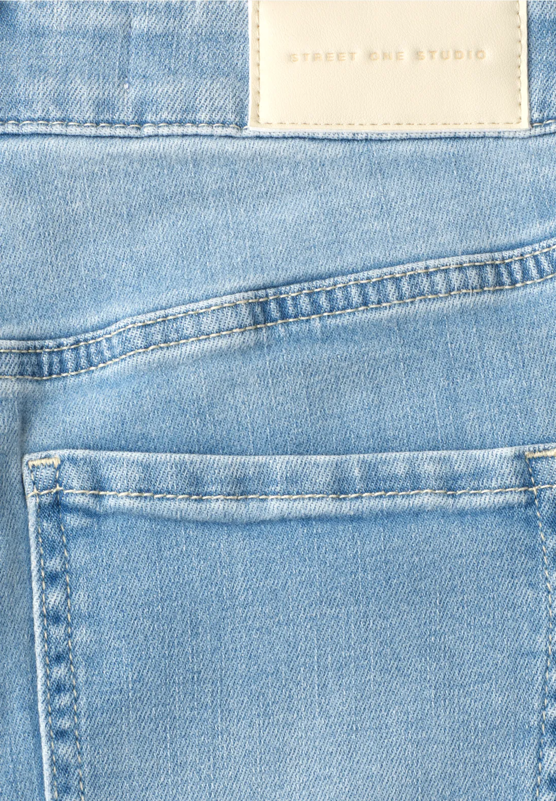 Street One Studio High Waist Barrel Leg Jeans - Mid Blue Wash