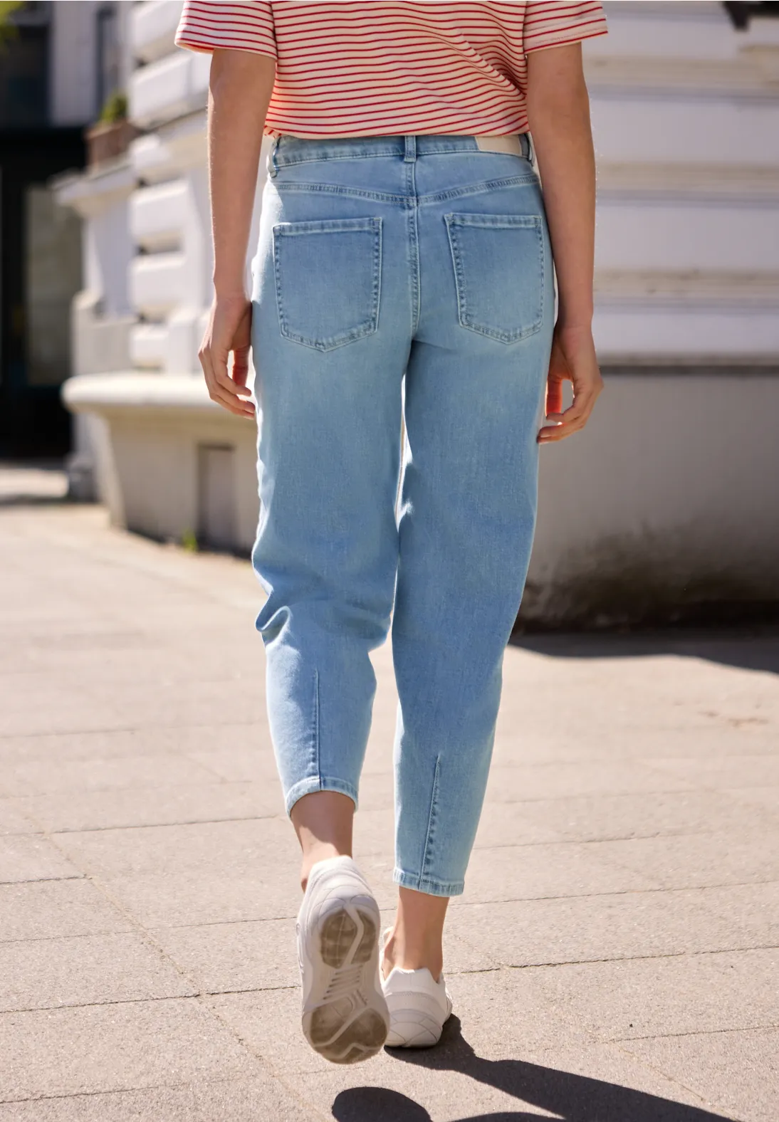 Street One Studio High Waist Barrel Leg Jeans - Mid Blue Wash