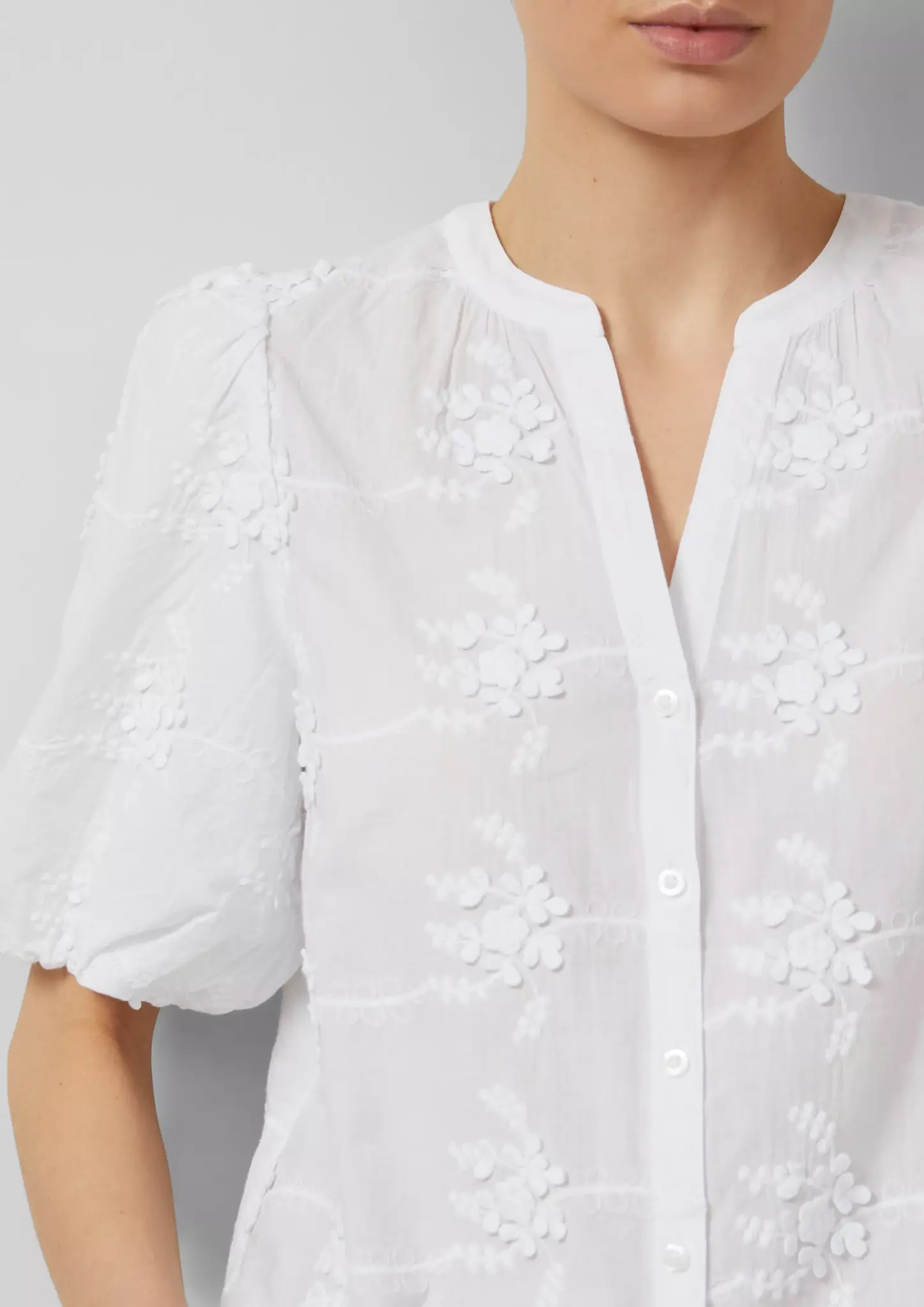 S. Oliver Blouse 3D-Embroidery - White