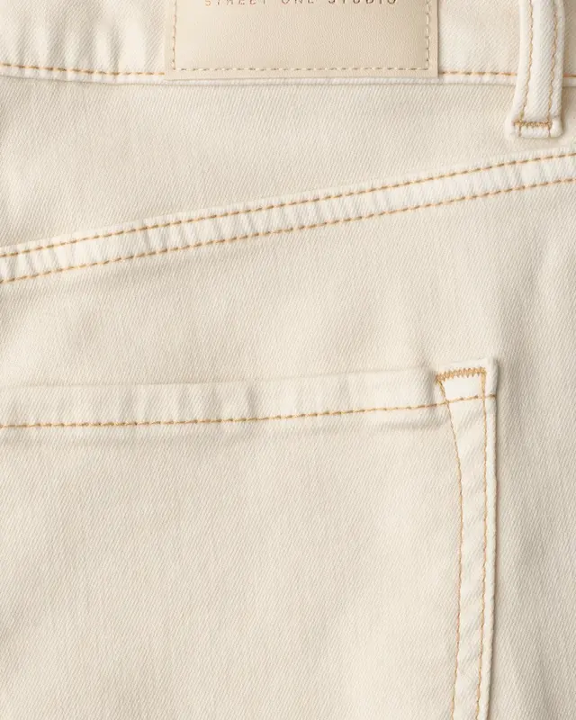 Street One Studio Barrel Leg Jeans - Ecru Washed