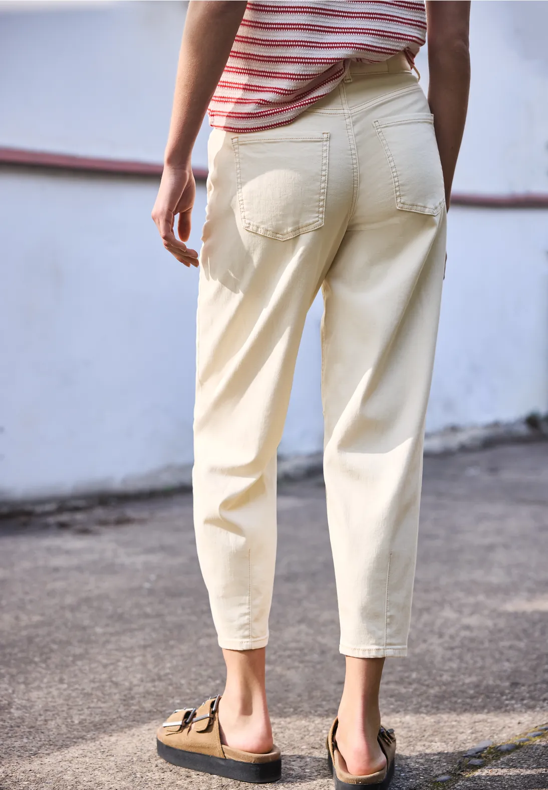 Street One Studio Barrel Leg Jeans - Ecru Washed