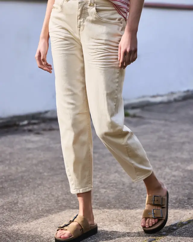Street One Studio Barrel Leg Jeans - Ecru Washed