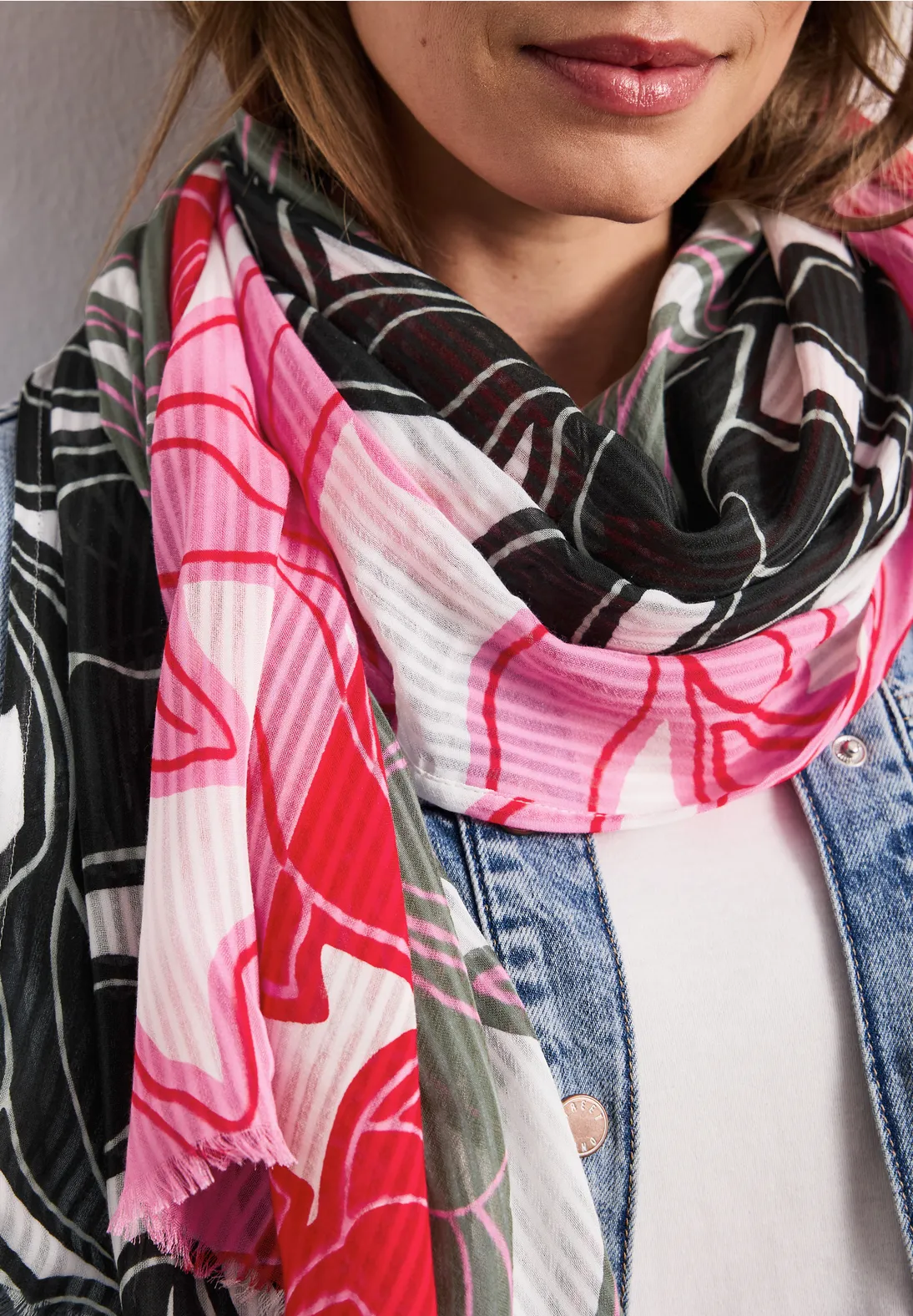 Street One Scarf with Flower Print - Multicolor