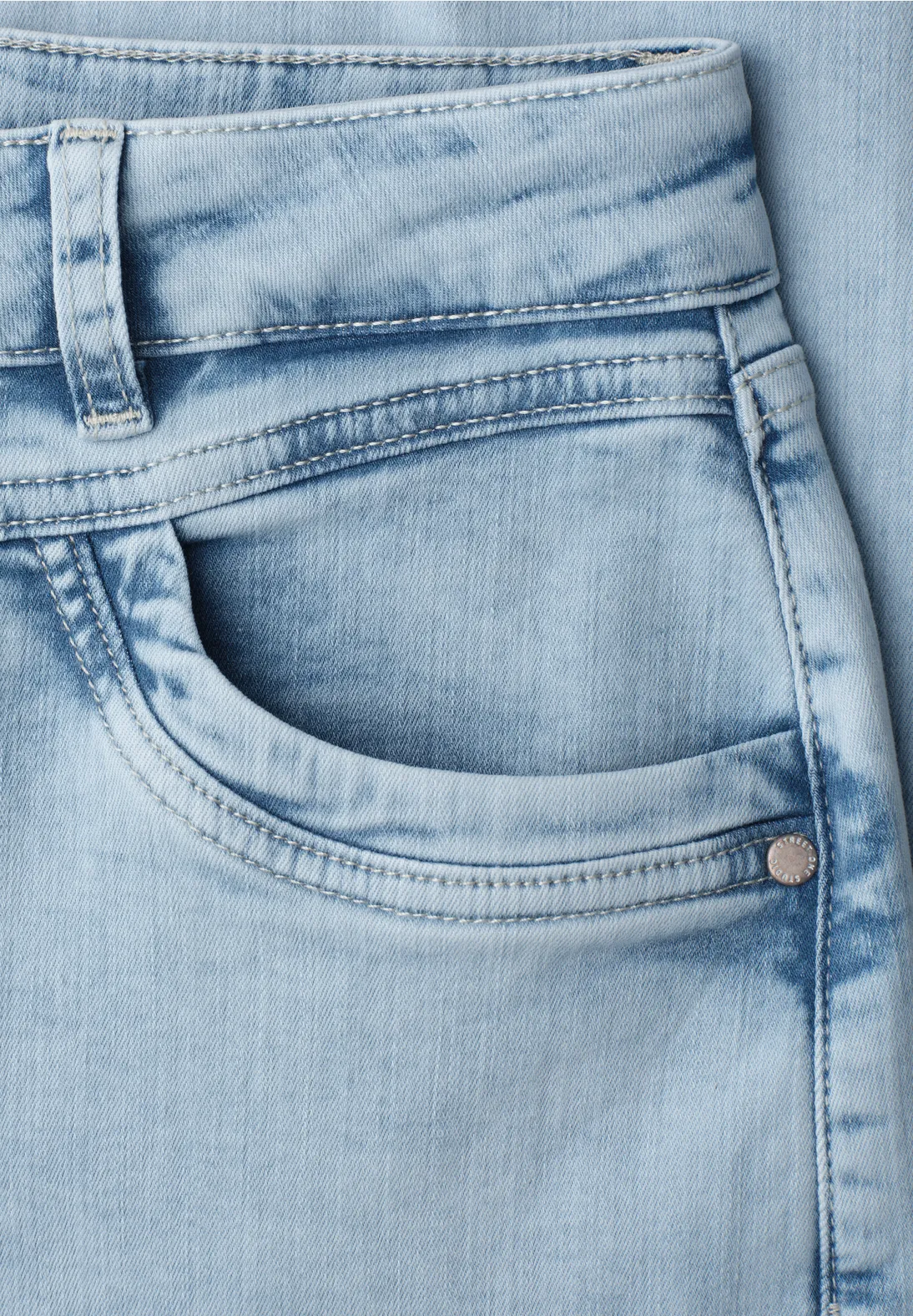 Street One Studio Barrel Leg Jeans - Ultra Bleach Wash