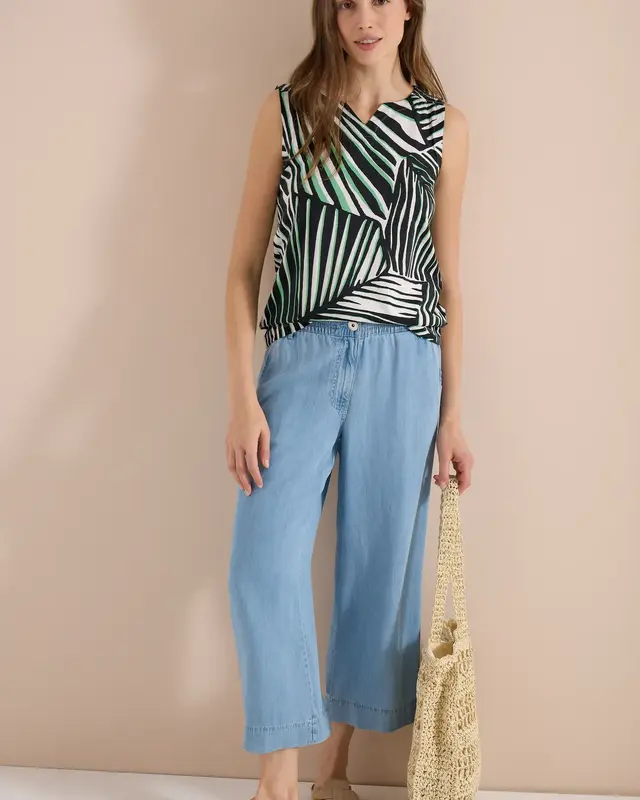 Cecil Grafik Print Top - Palm Breeze Green
