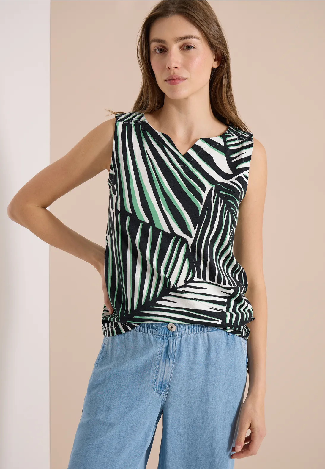 Cecil Graphic Print Top - Palm Breeze Green