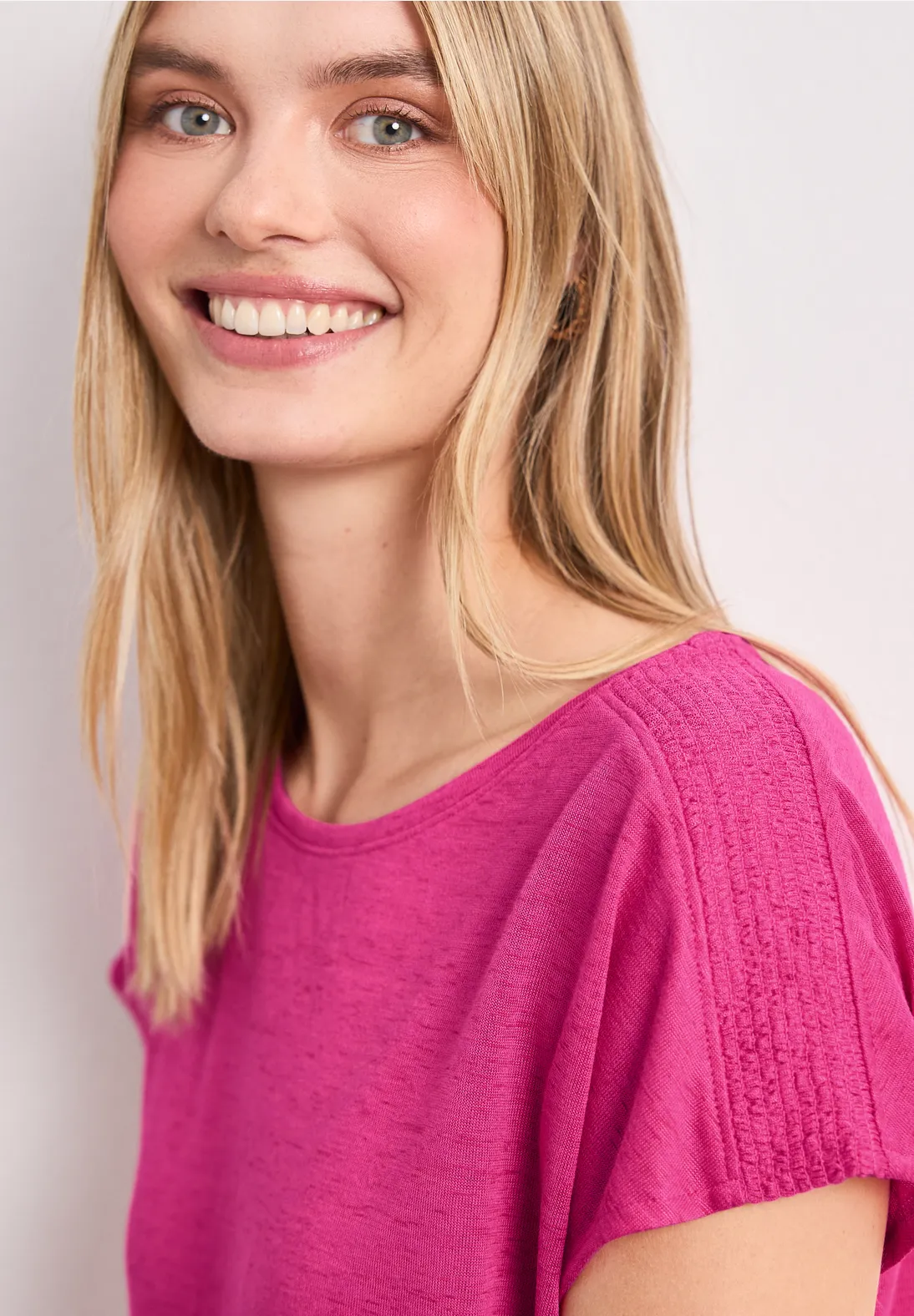 Street One Shirt with Smockdetail - Magenta Dream