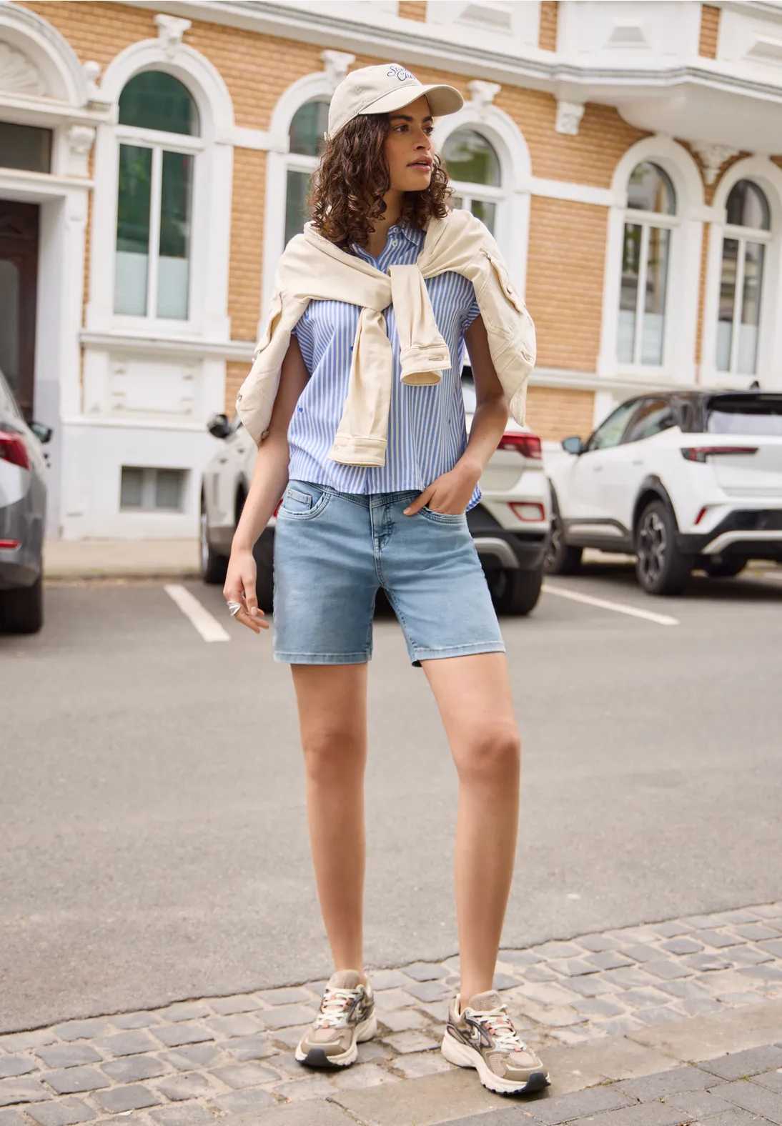 Street One Studio Straight Leg Denim Short - Light Blue Random Washed