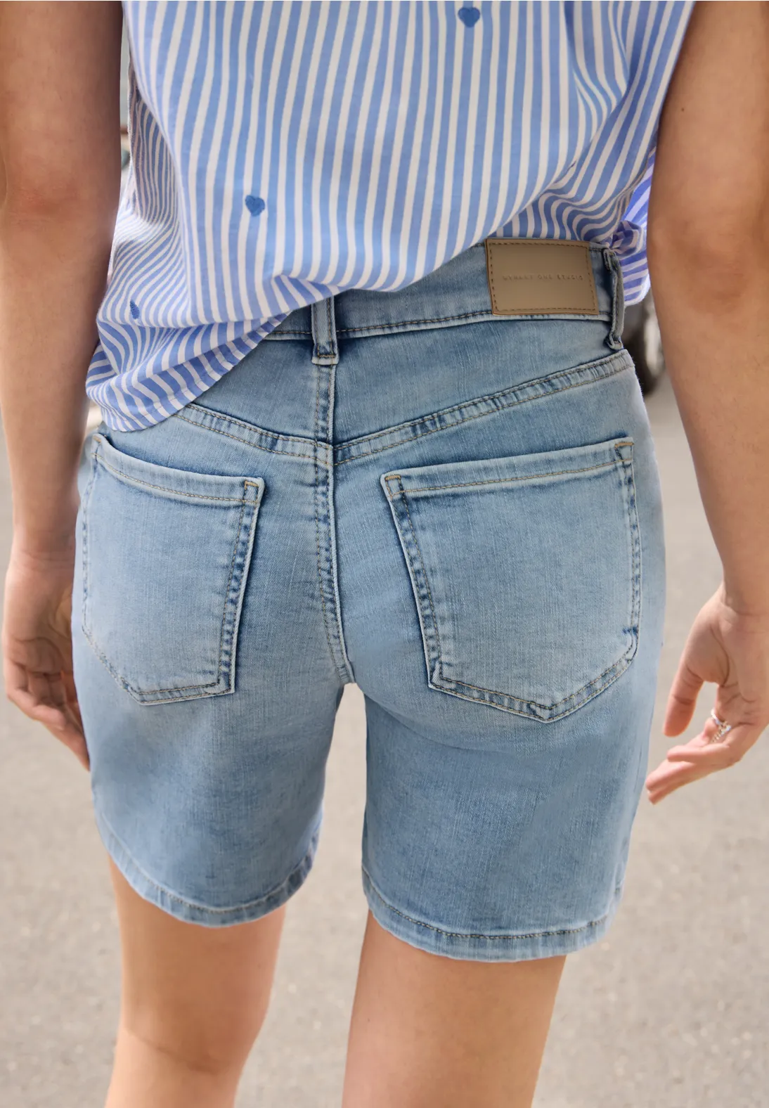 Street One Studio Straight Leg Denim Short - Light Blue Random Washed