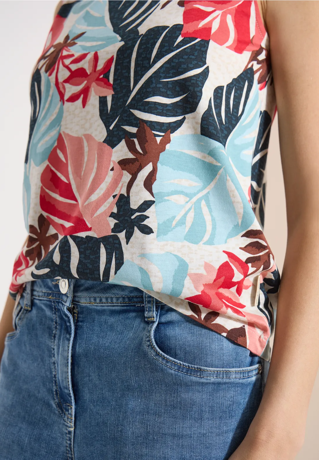 Cecil Top mit Blattprint - Light Alabaster White