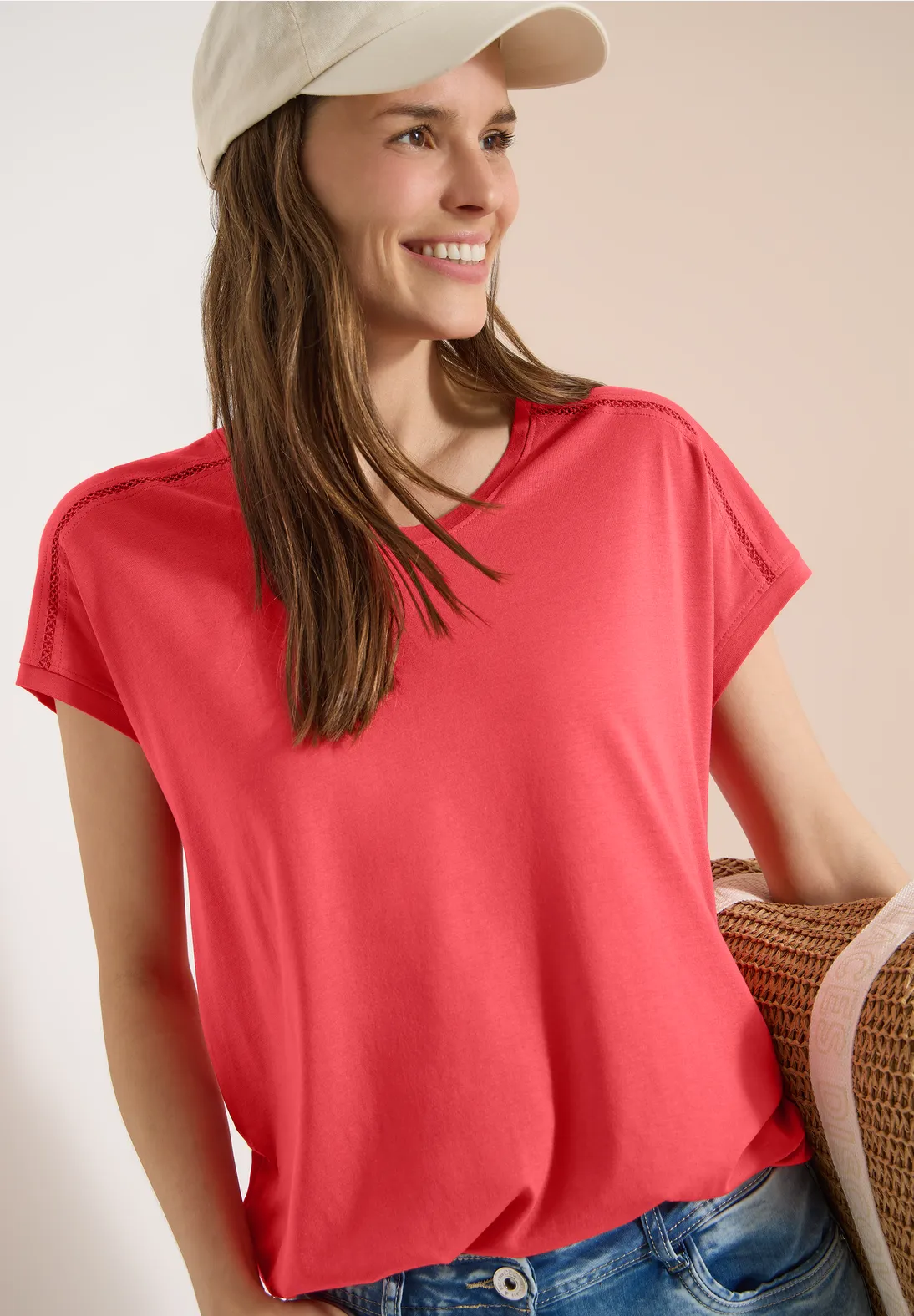 Cecil V-Neck Shirt - Coral