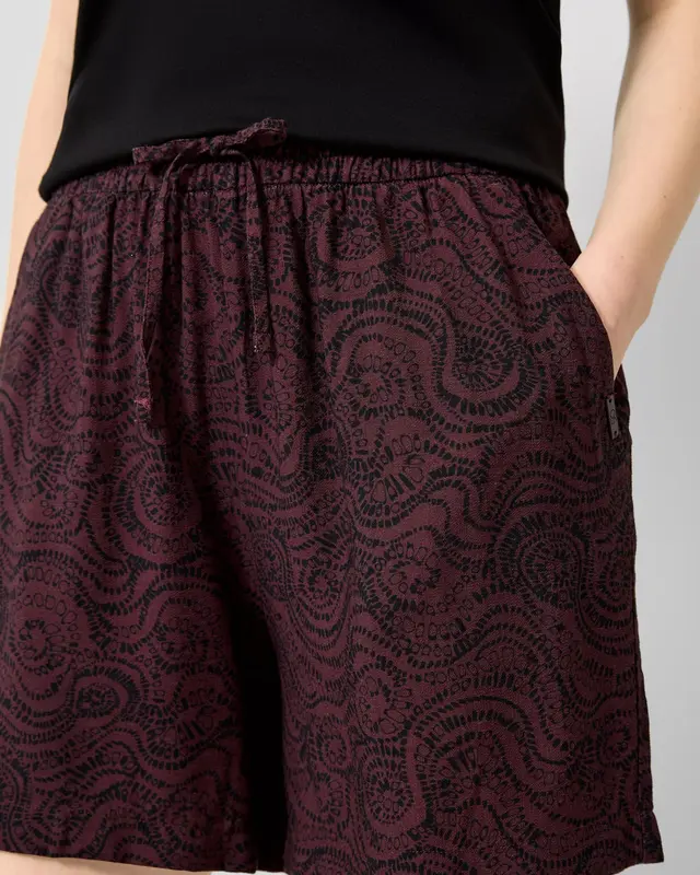 QS by S. Oliver Print Short - Bordeaux