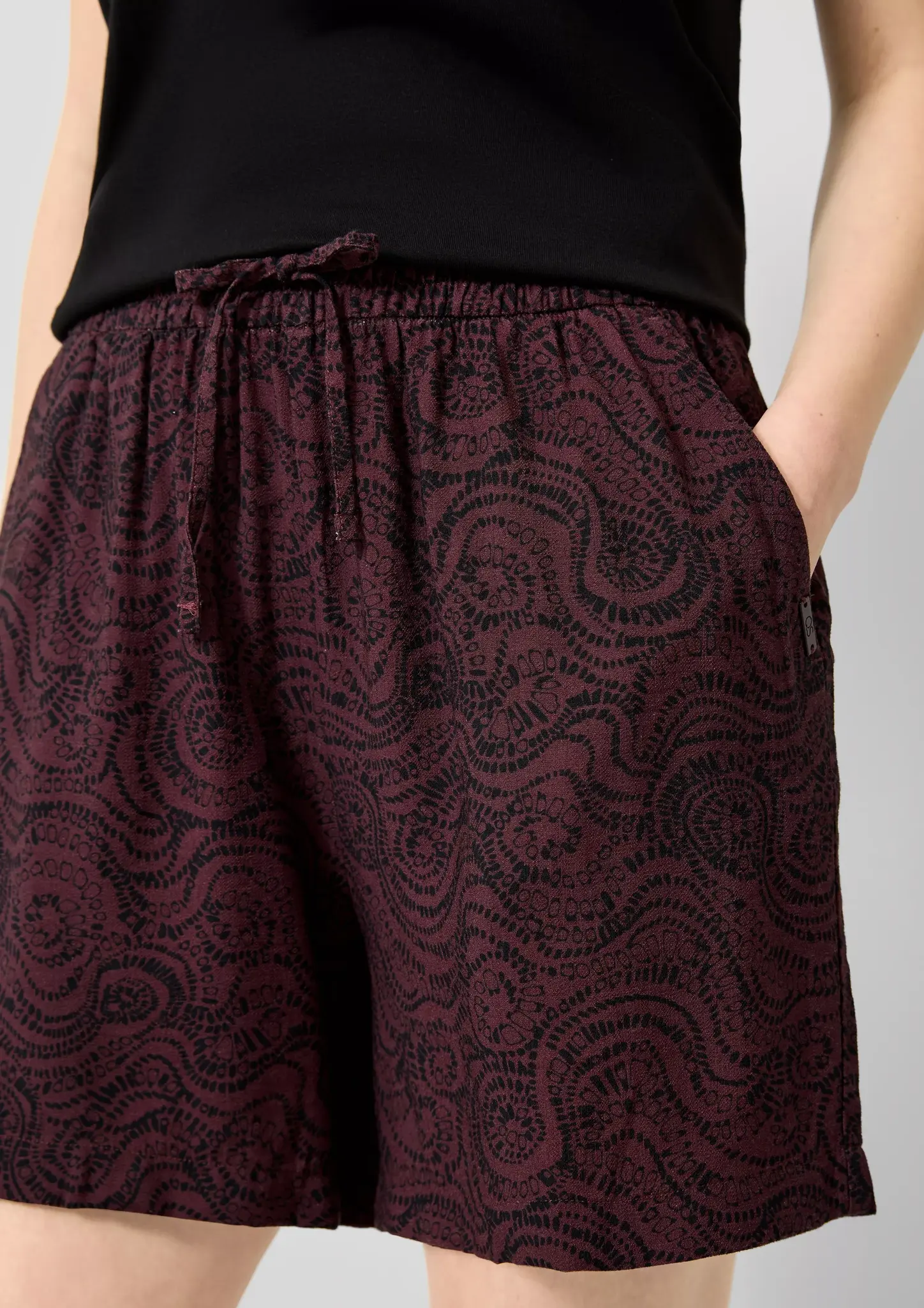 QS by S. Oliver Print Short - Bordeaux
