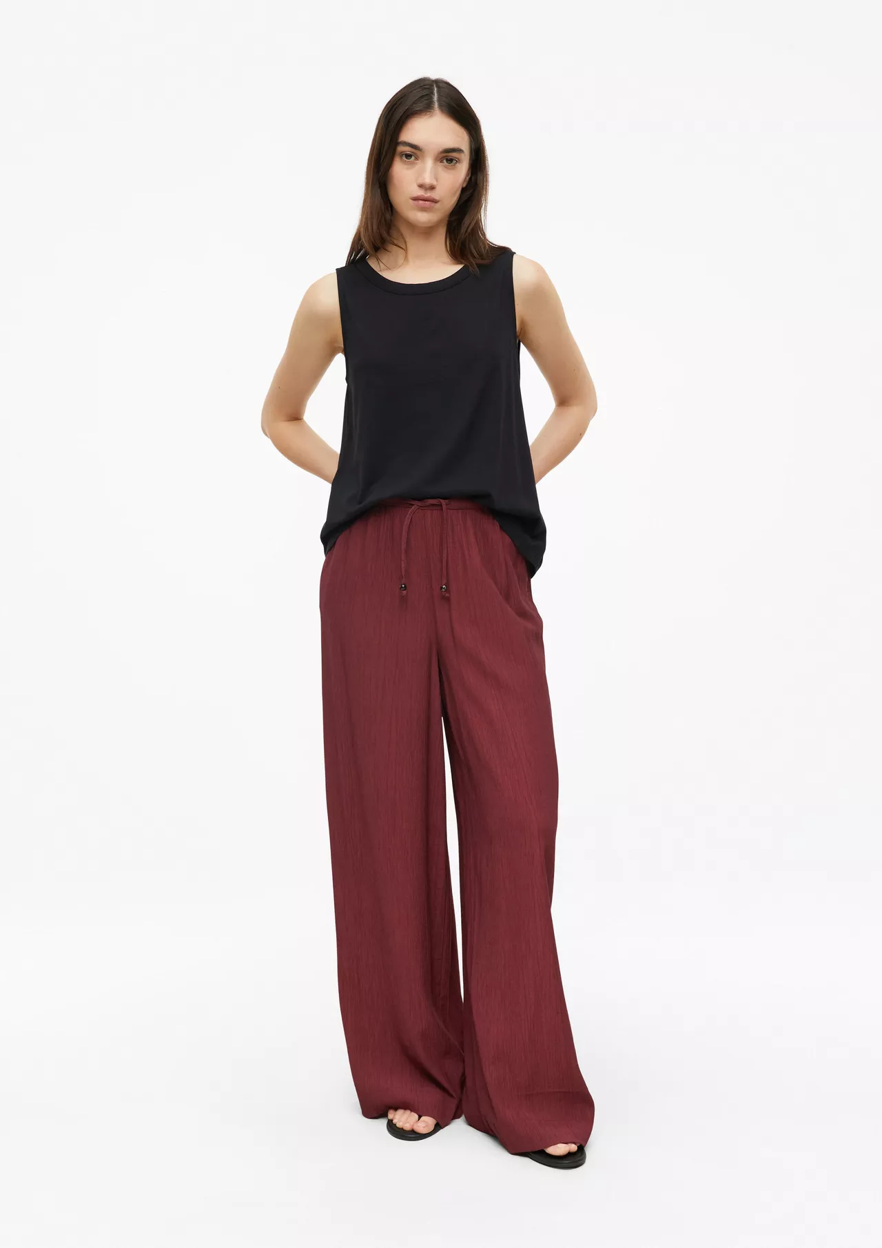 QS by S. Oliver Crepe Pants Wide Leg - Bordeaux