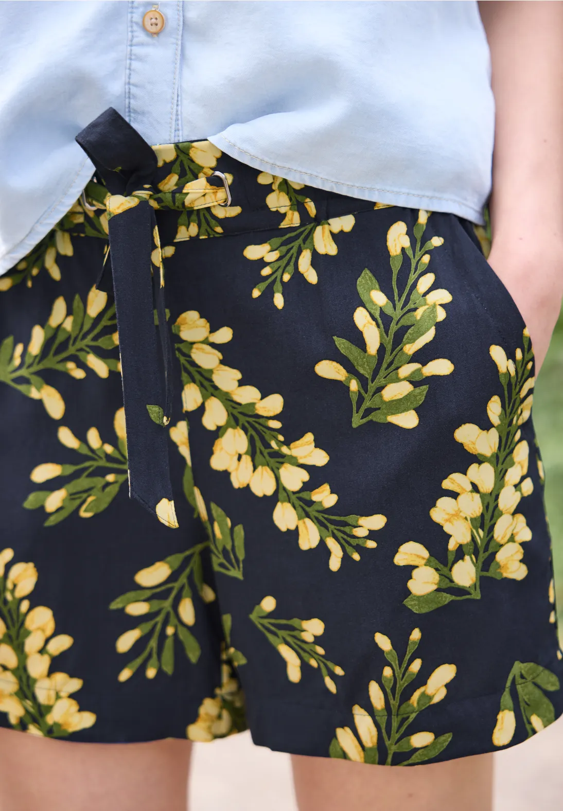 Street One Studio Mid Waist Short Blumenprint - Maritime Blue