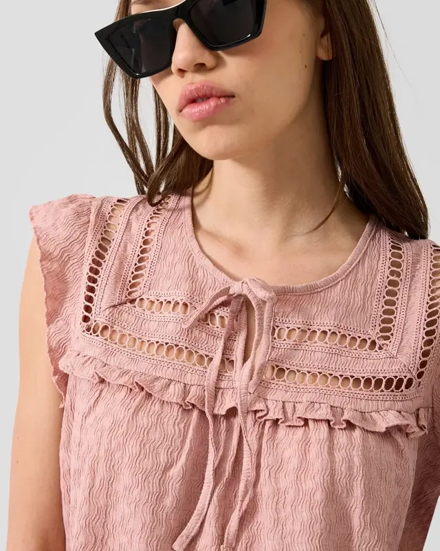 QS by S. Oliver Gestructureerde Blouse - Pink