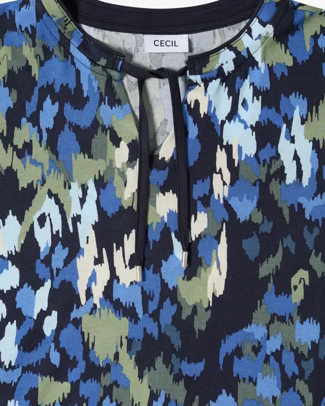 Cecil Shirt with Slit - Urban Dark Blue