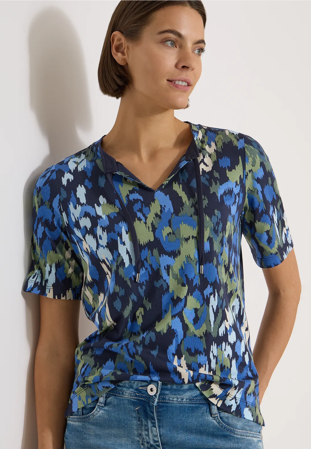 Cecil Shirt with Slit - Urban Dark Blue
