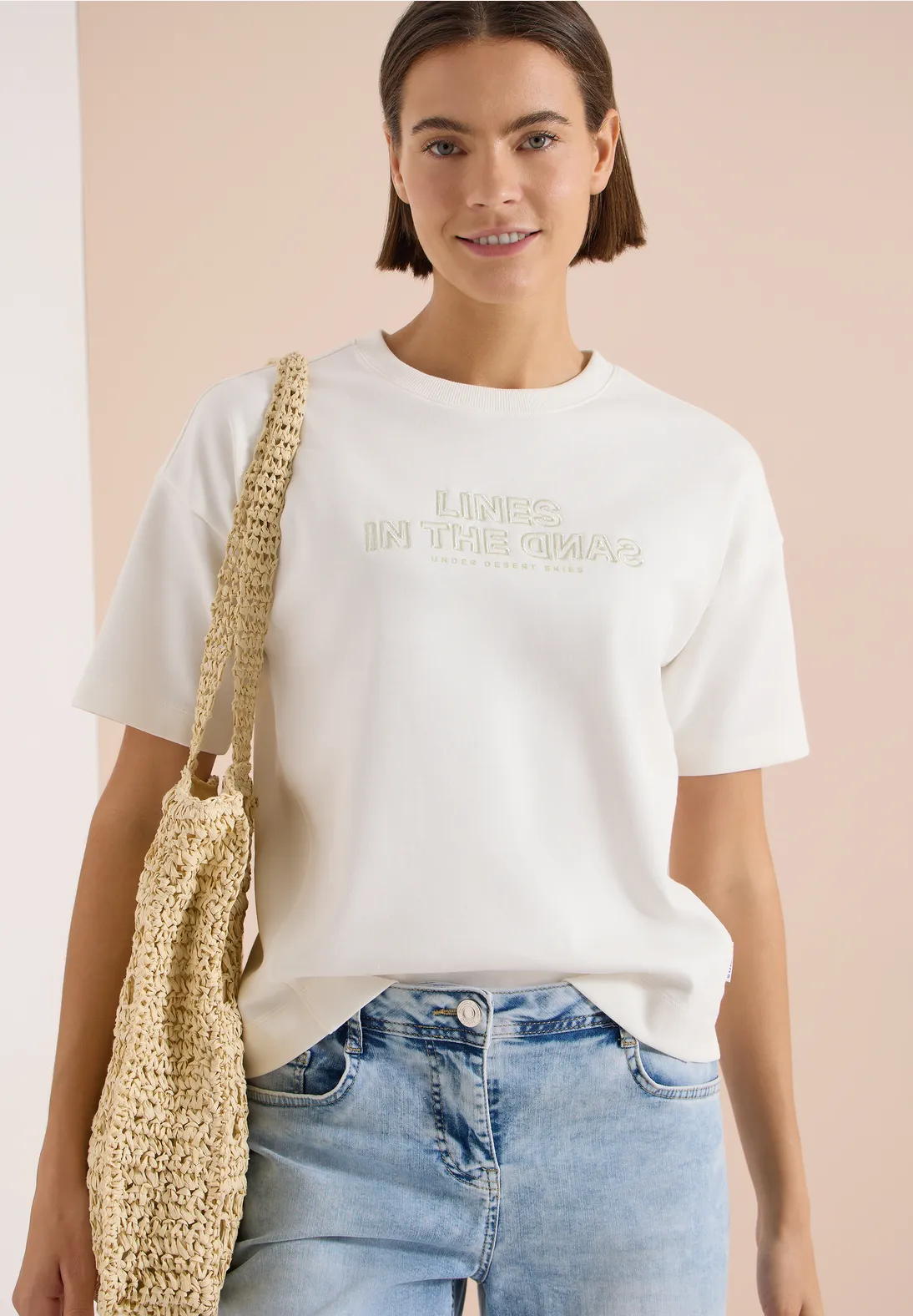 Cecil Sweatshirt with Embroidery - Vanilla White