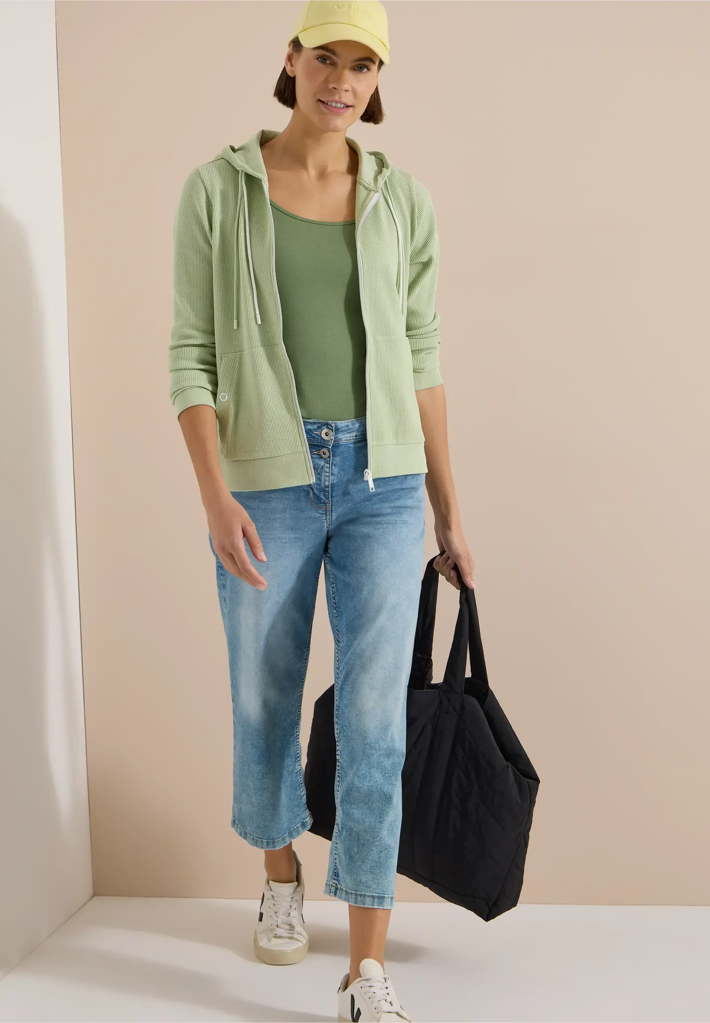Cecil Vest met Capuchon - Raw Matcha Lime