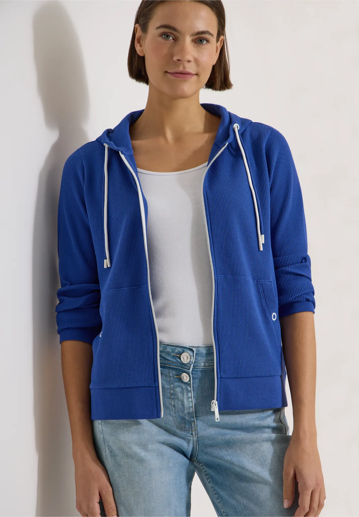 Cecil Vest met Capuchon - Deep River Blue