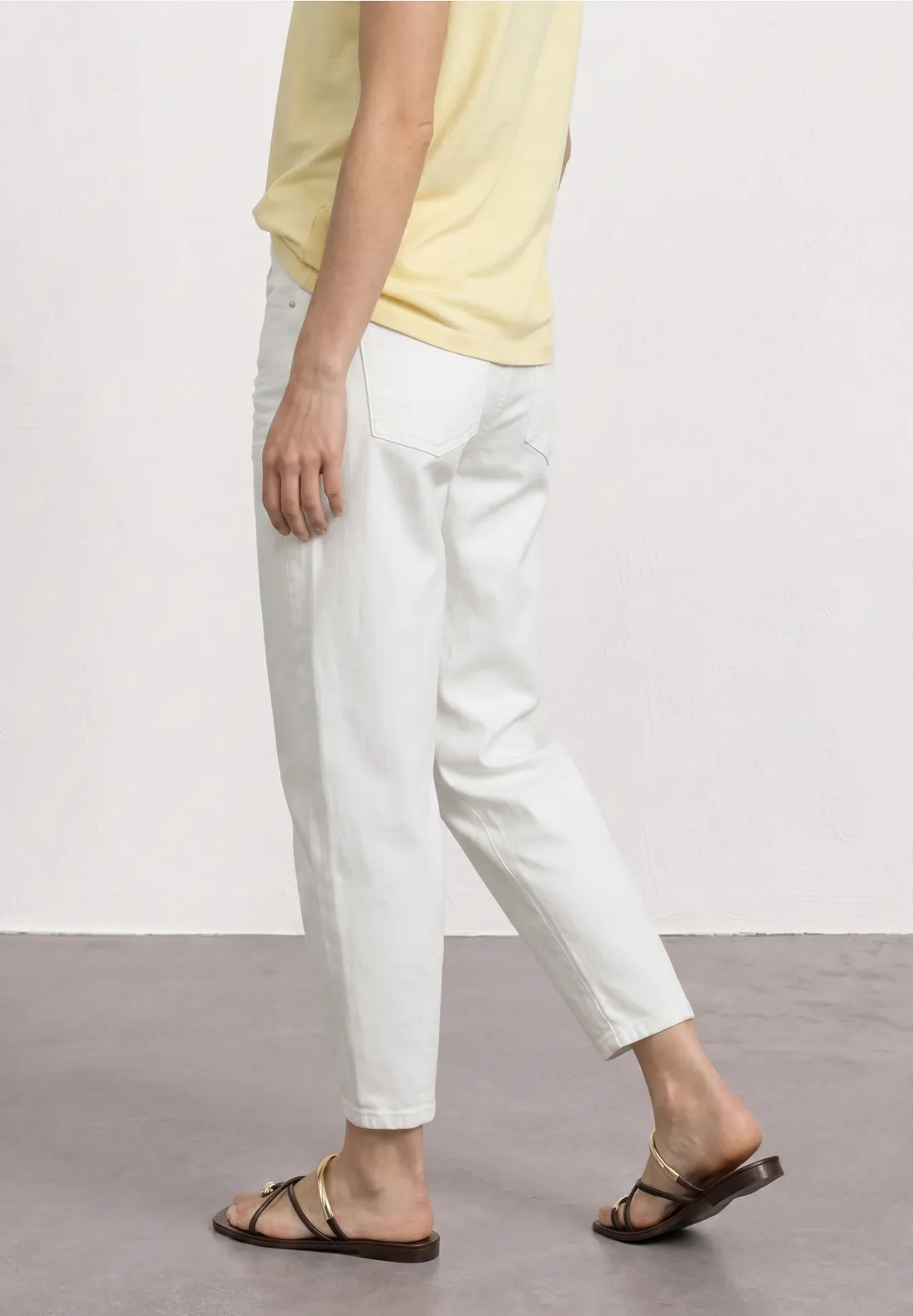 Street One High Waist Barrel Jeans - Off White Washed