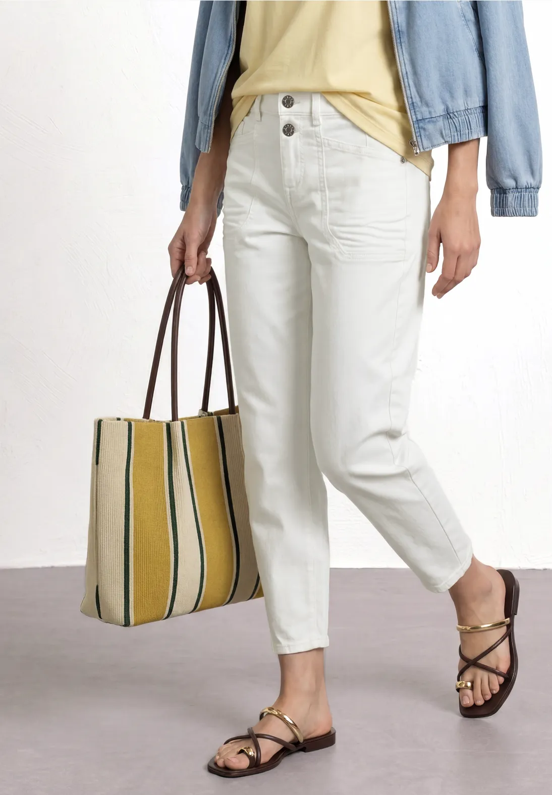 Street One High Waist Barrel Jeans - Off White Washed