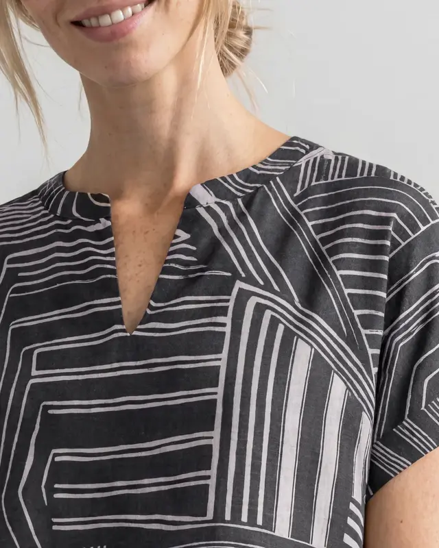 Street One Shirt with Slit - Darkest Blue