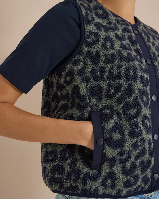 Cecil Teddy Weste - Dried Olive Green