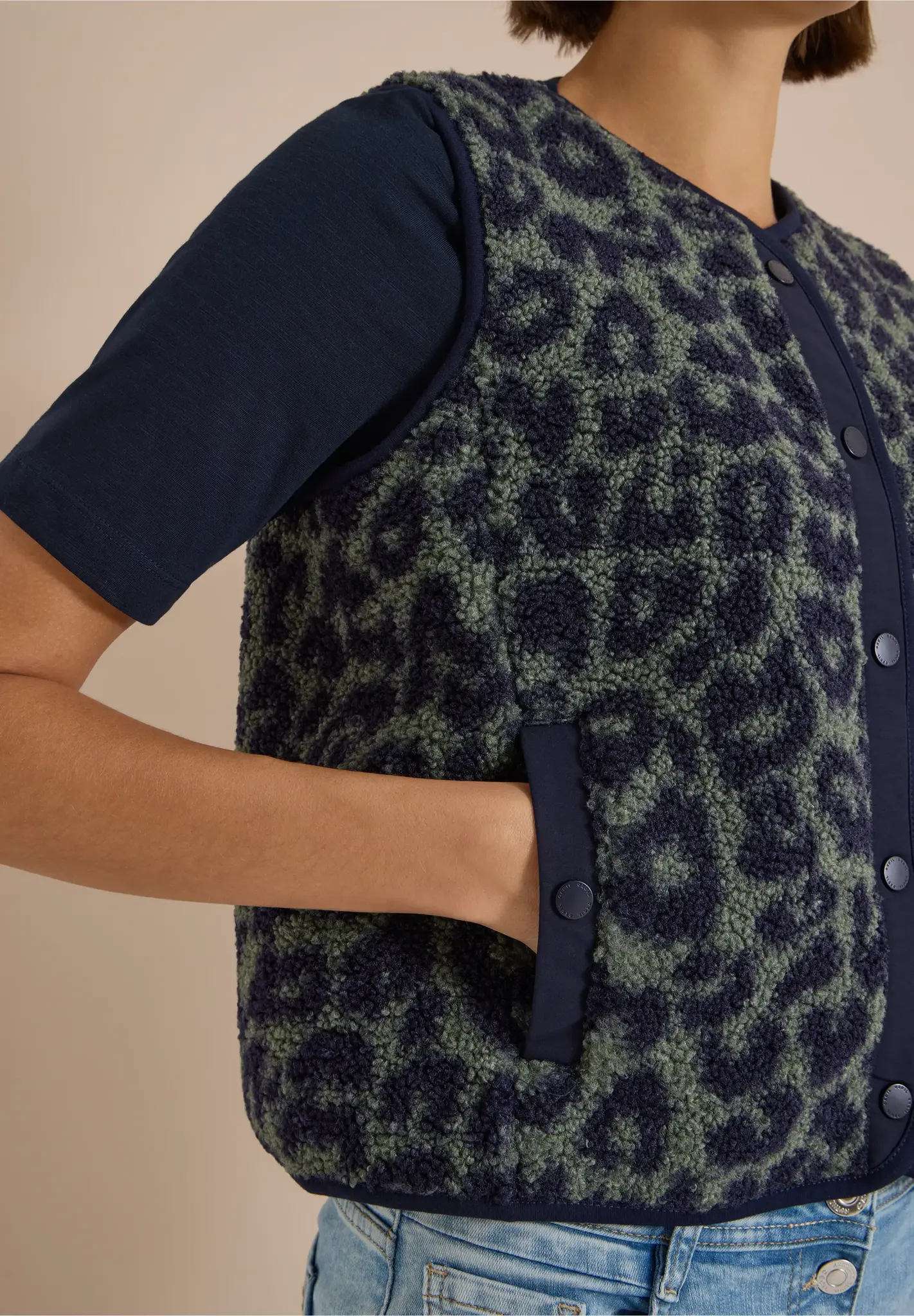 Cecil Teddy Vest - Dried Olive Green