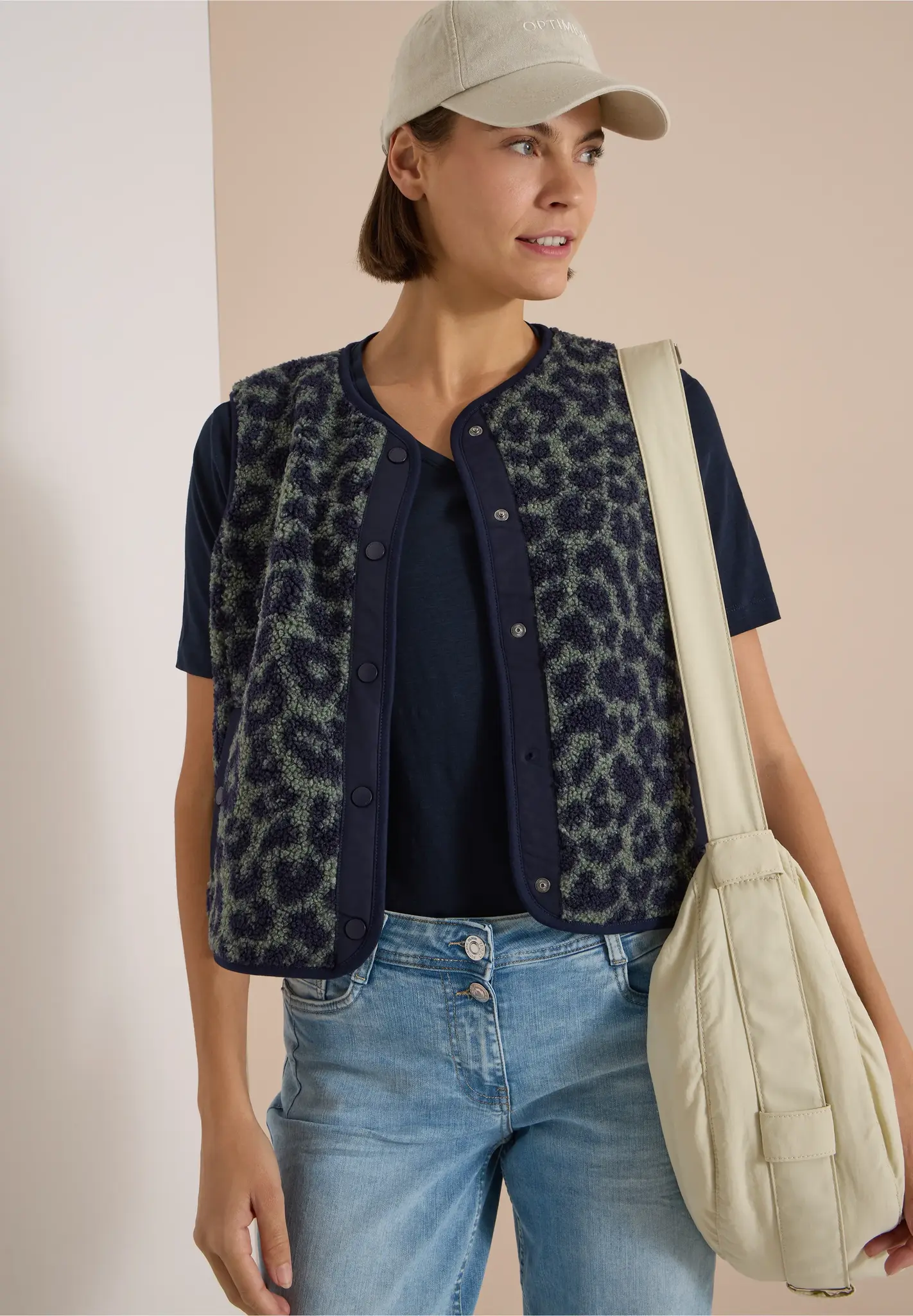Cecil Teddy Vest - Dried Olive Green