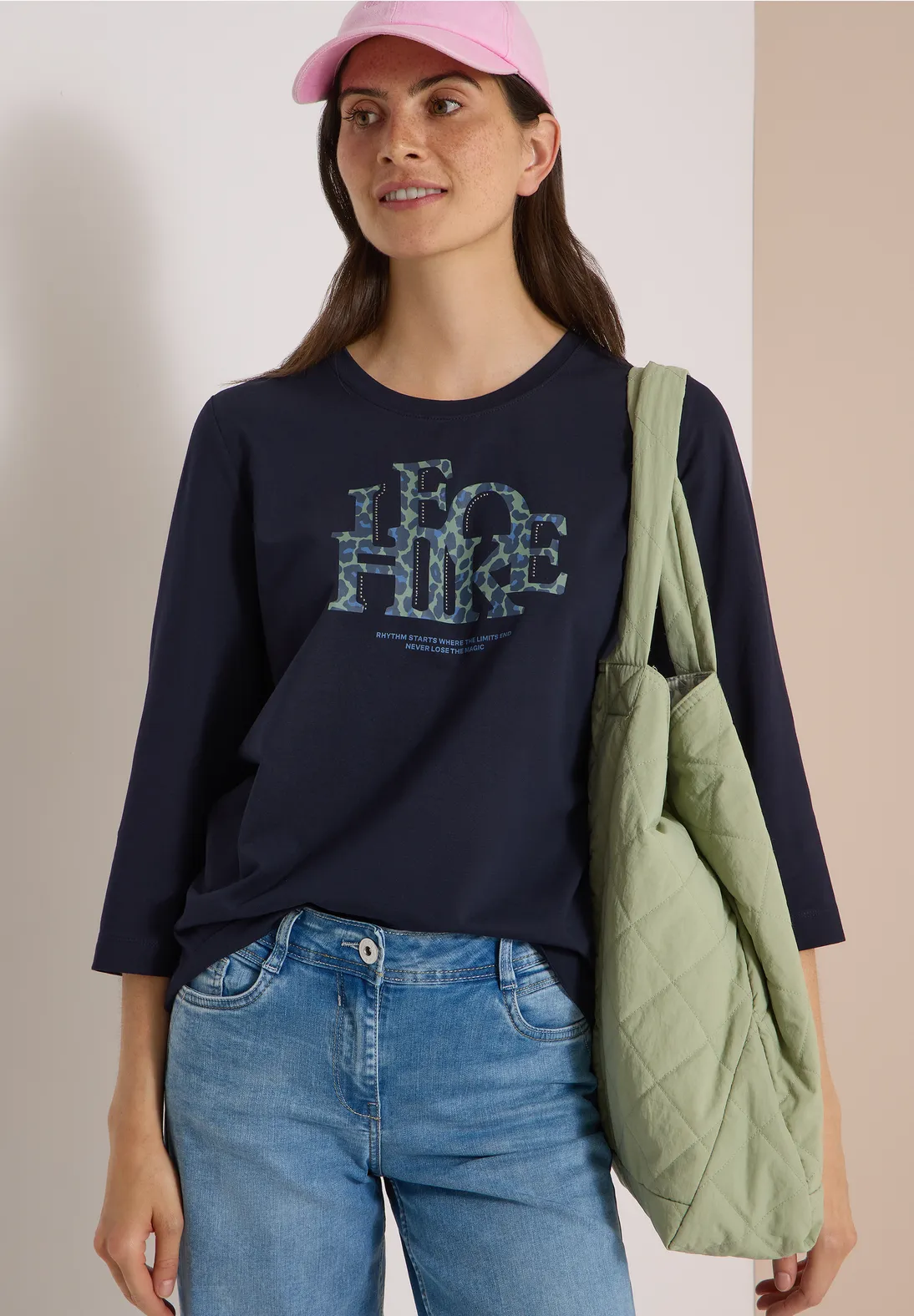 Cecil Shirt with Text - Urban Dark Blue