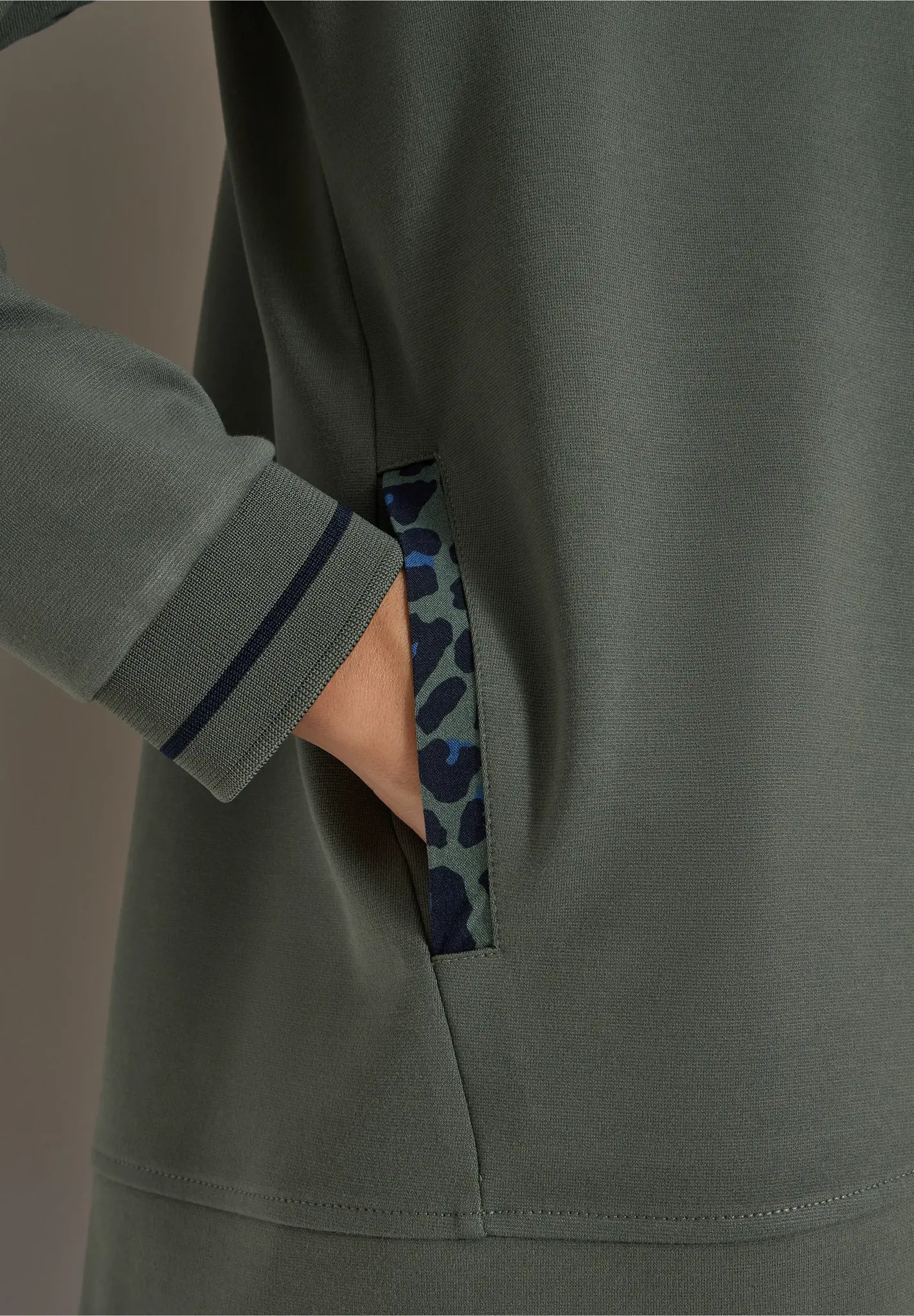 Cecil Cardigan with Zipper - Dried Olive Green
