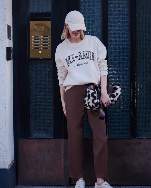 Street One Studio Barrel Jeans Cleo - Burgundi Color Washed
