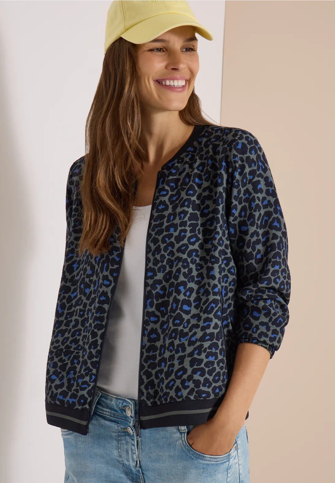 Cecil Blouson Leopard Print - Dried Olive Green