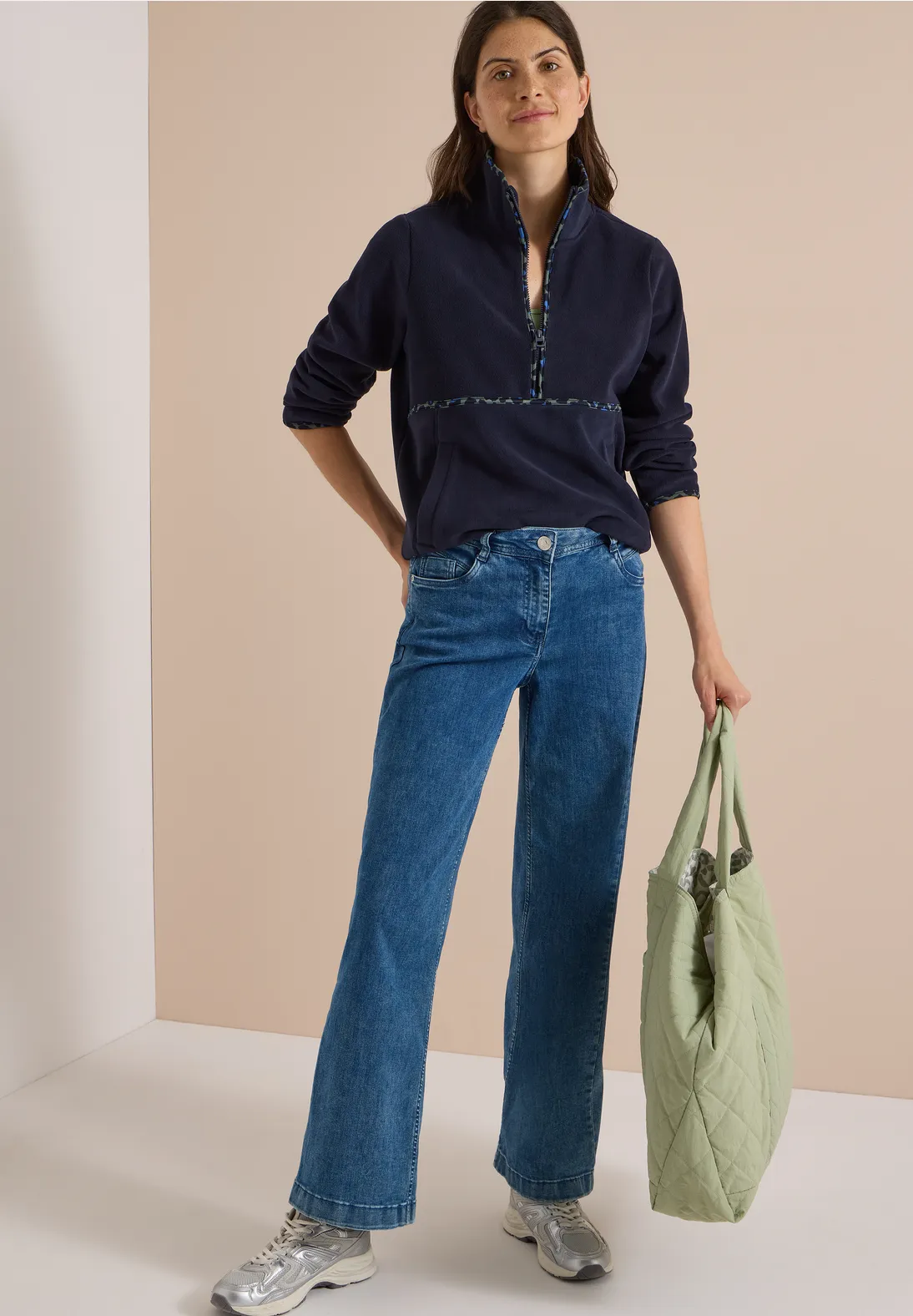 Cecil Fleece Sweatshirt with Leo-Details – Urban Dark Blue